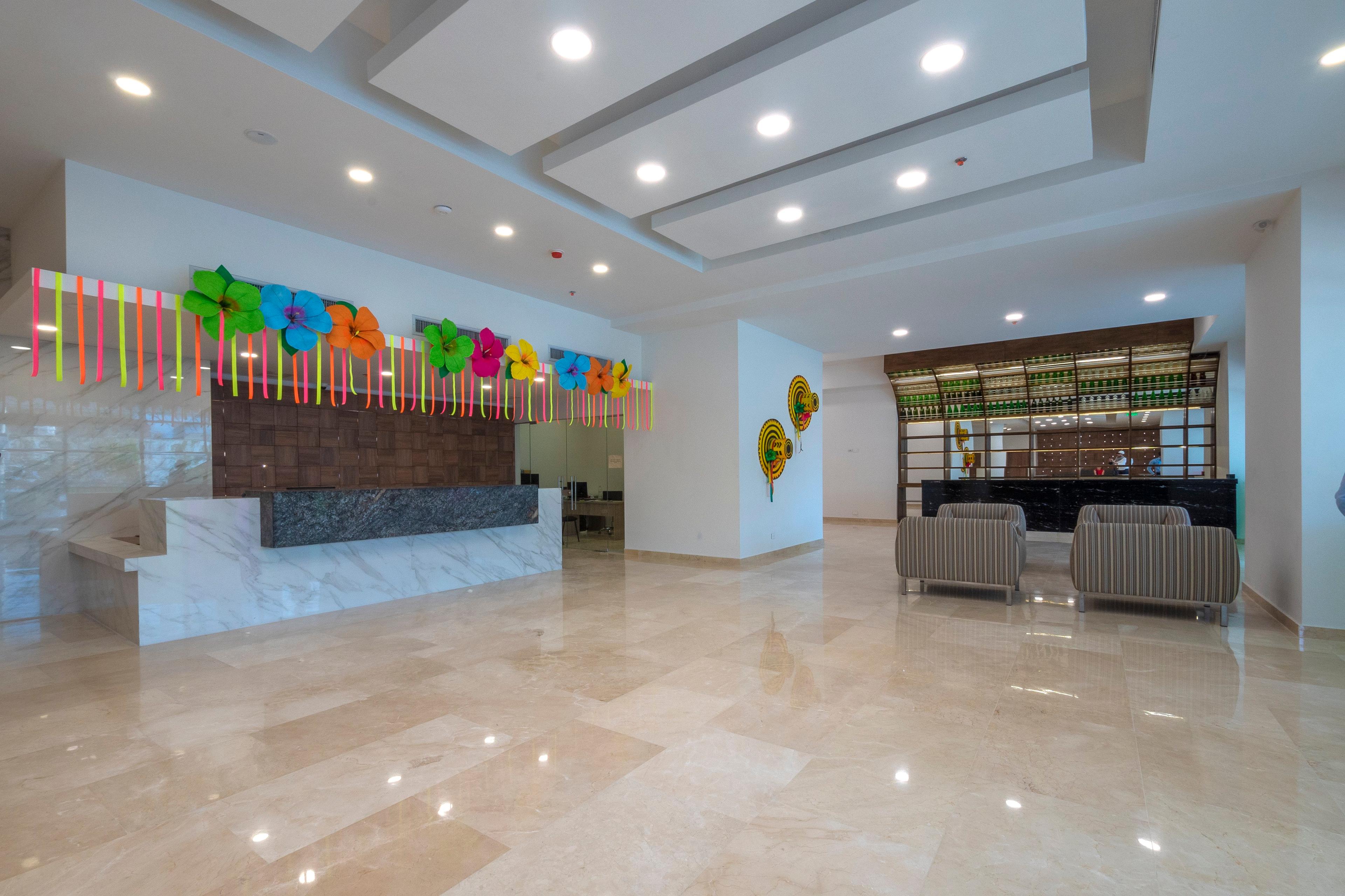 HOTEL DORADO PLAZA ALTO PRADO
