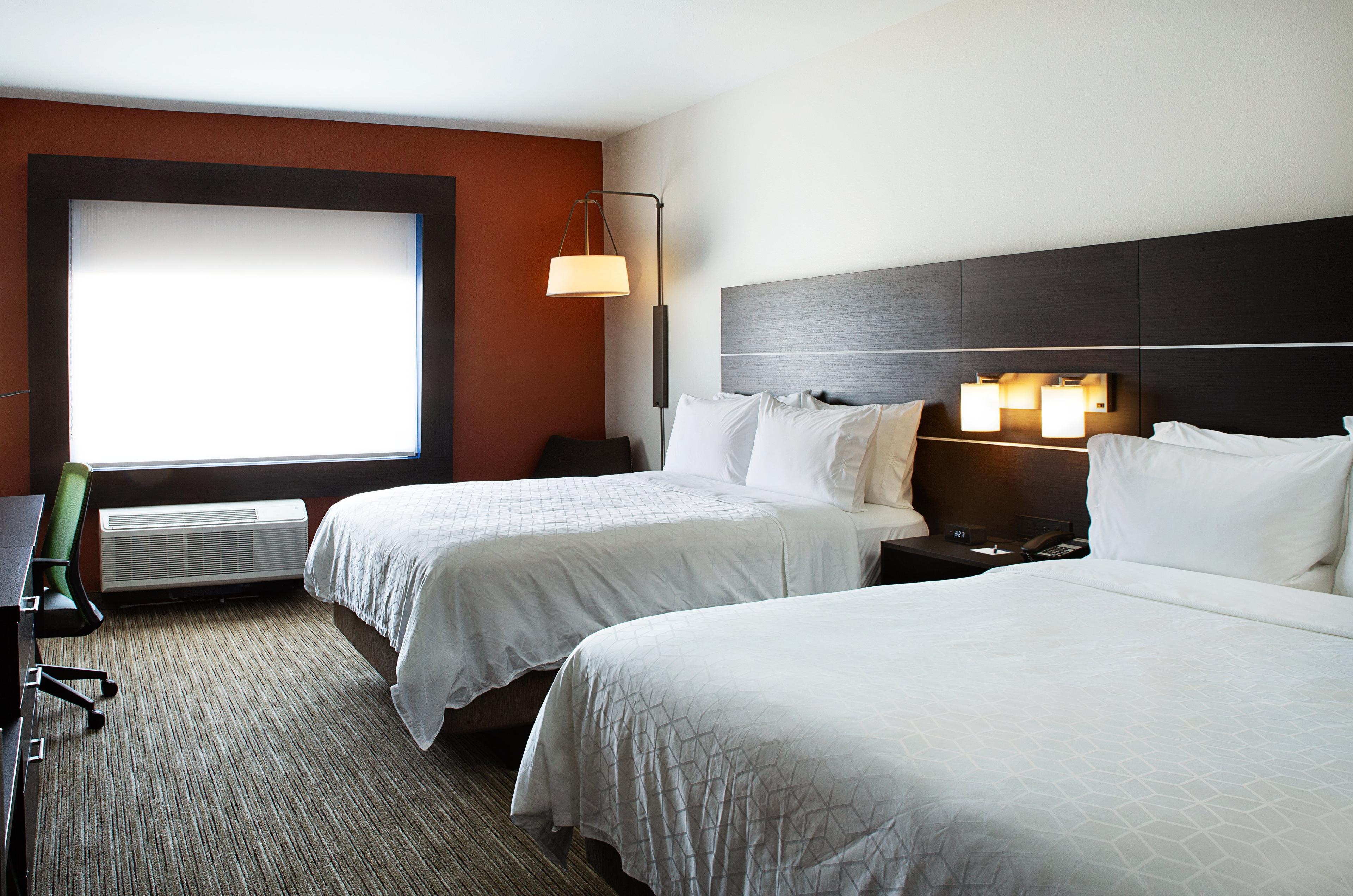 HOLIDAY INN EXP STES WENTZVILLE