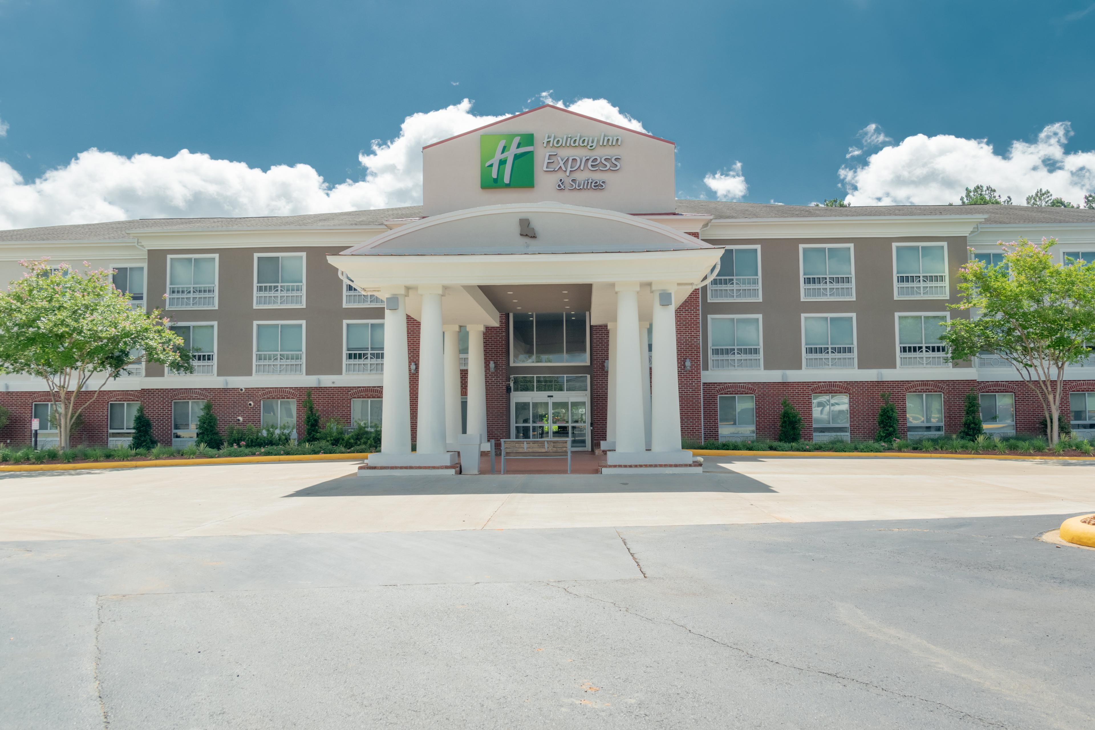 HOLIDAY INN EXP STES NATCHITOC BY I