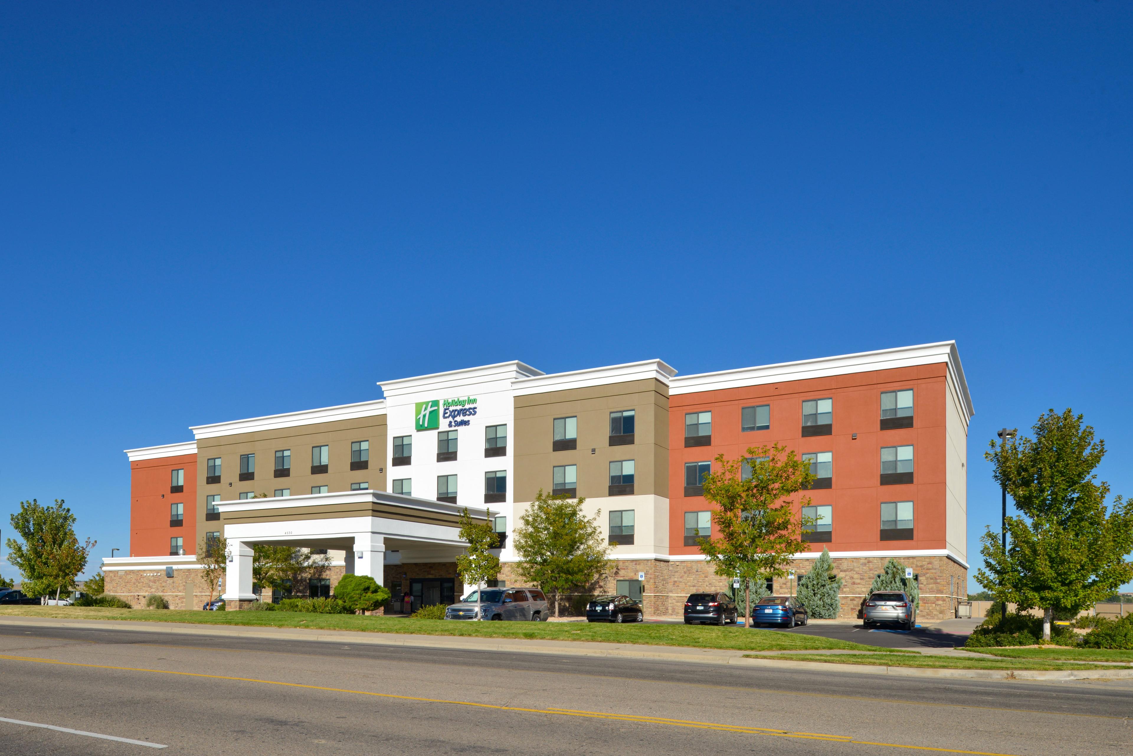 HOLIDAY INN EXP STES PUEBLO N BY IH