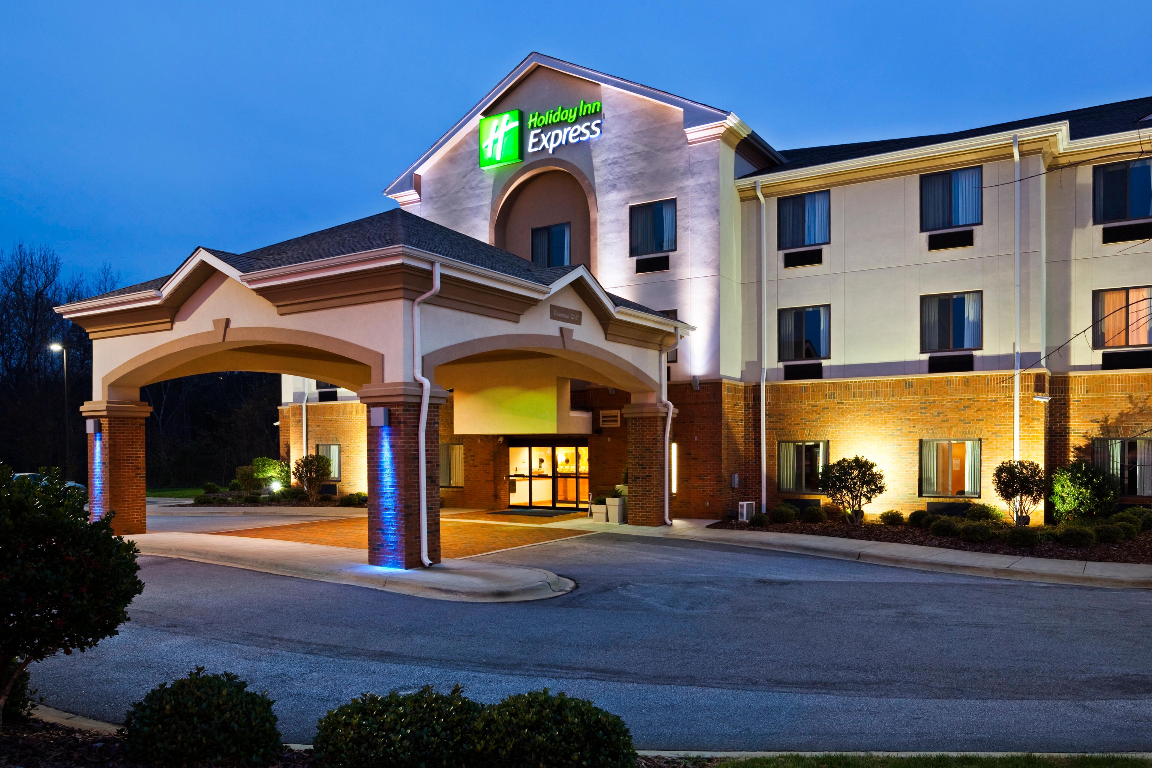 HOLIDAY INN EXP FOREST CITY BY IHG