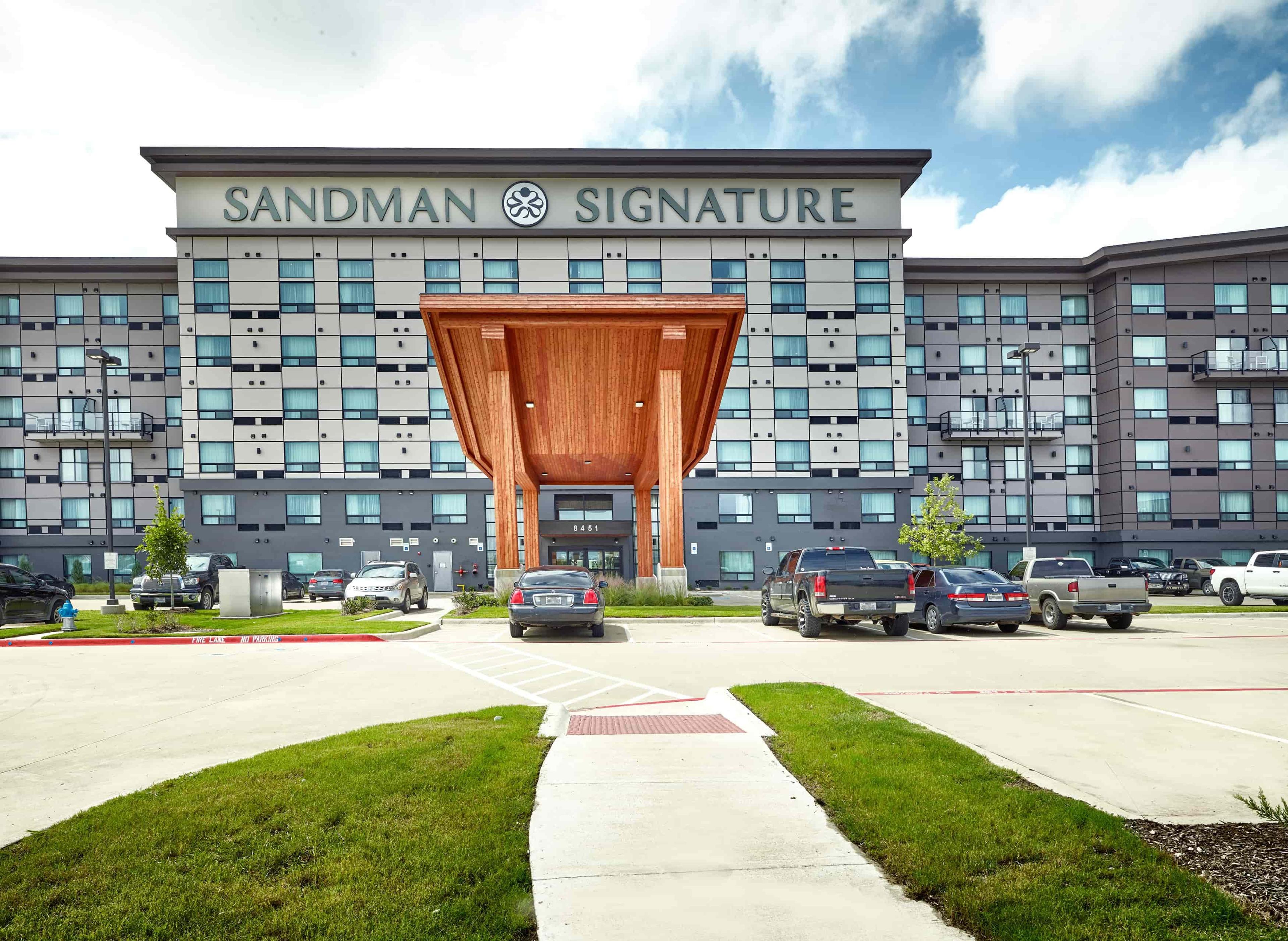 Hotel Photo 1