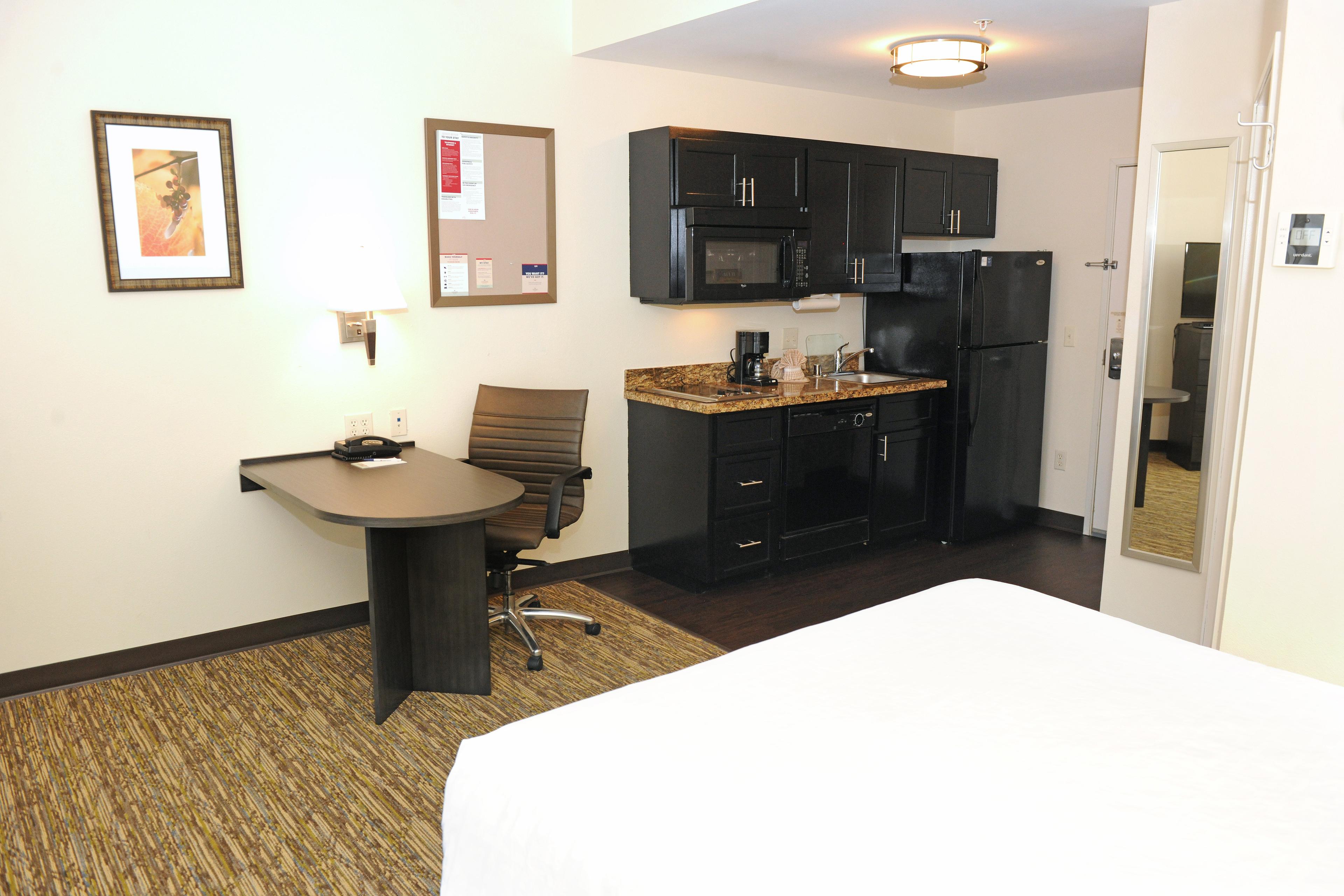 CANDLEWOOD STES SANTA MARIA BY IHG