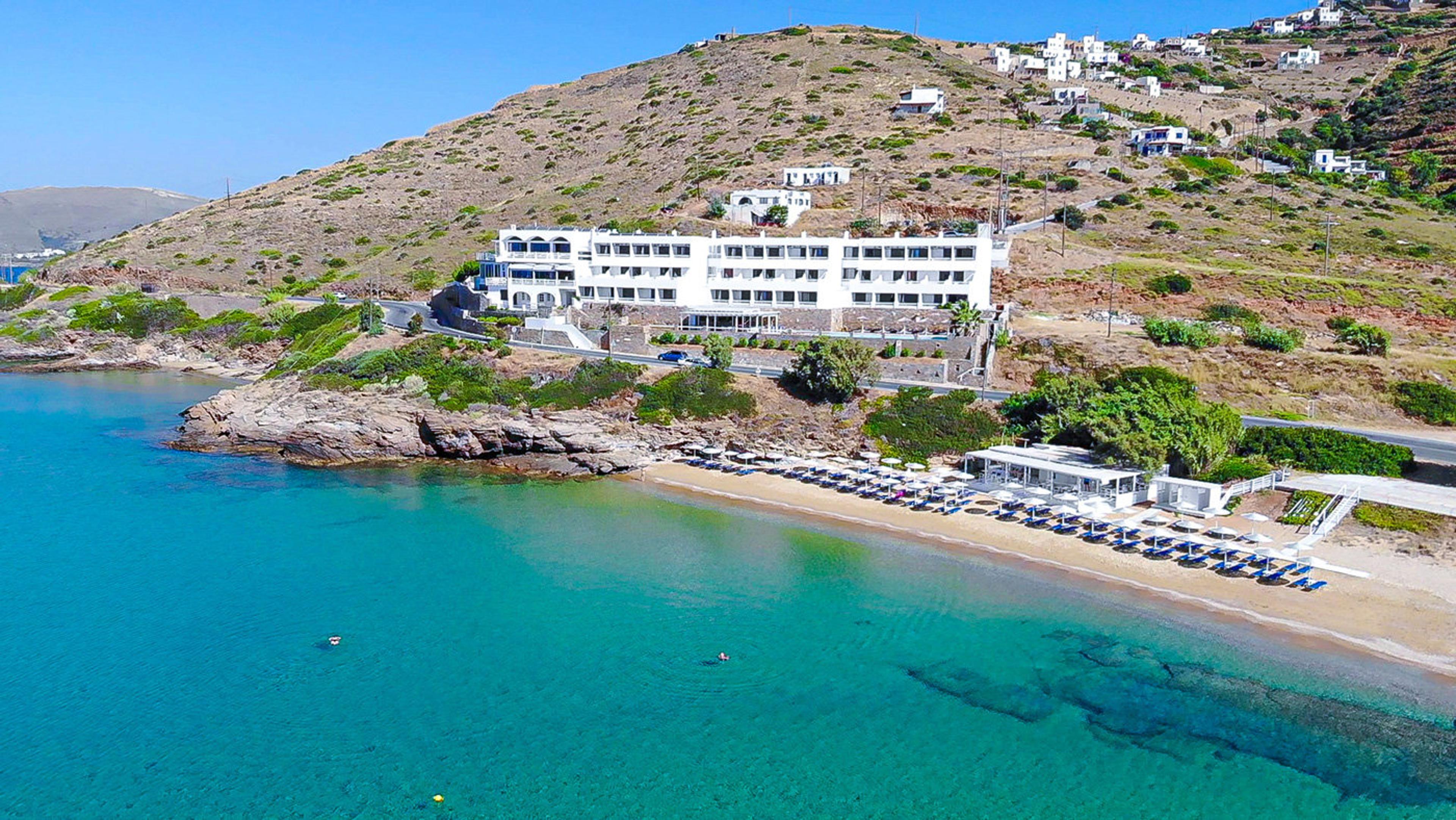 ON HOLD HOTEL PERRAKIS