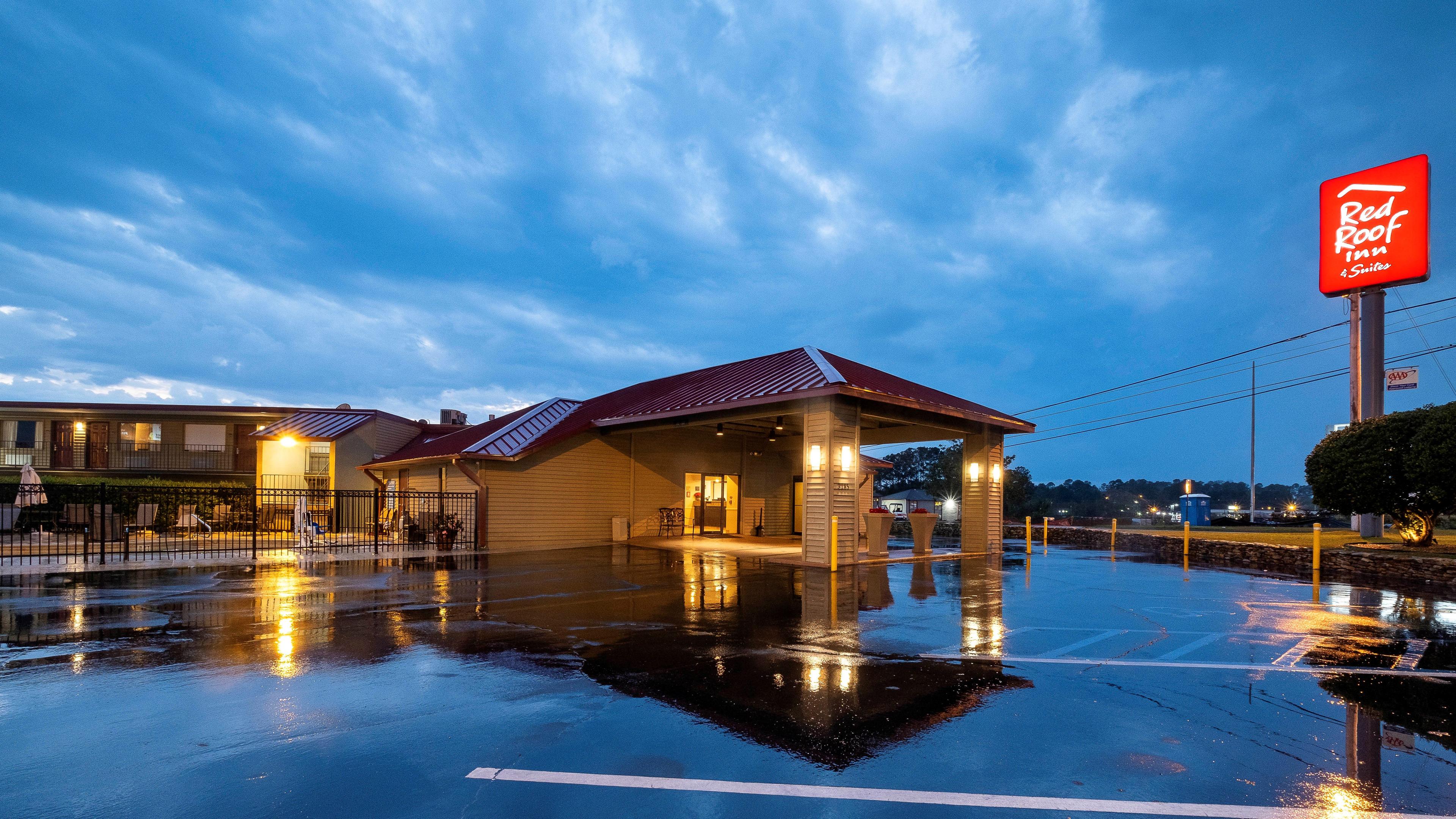 RED ROOF SUITES DOTHAN