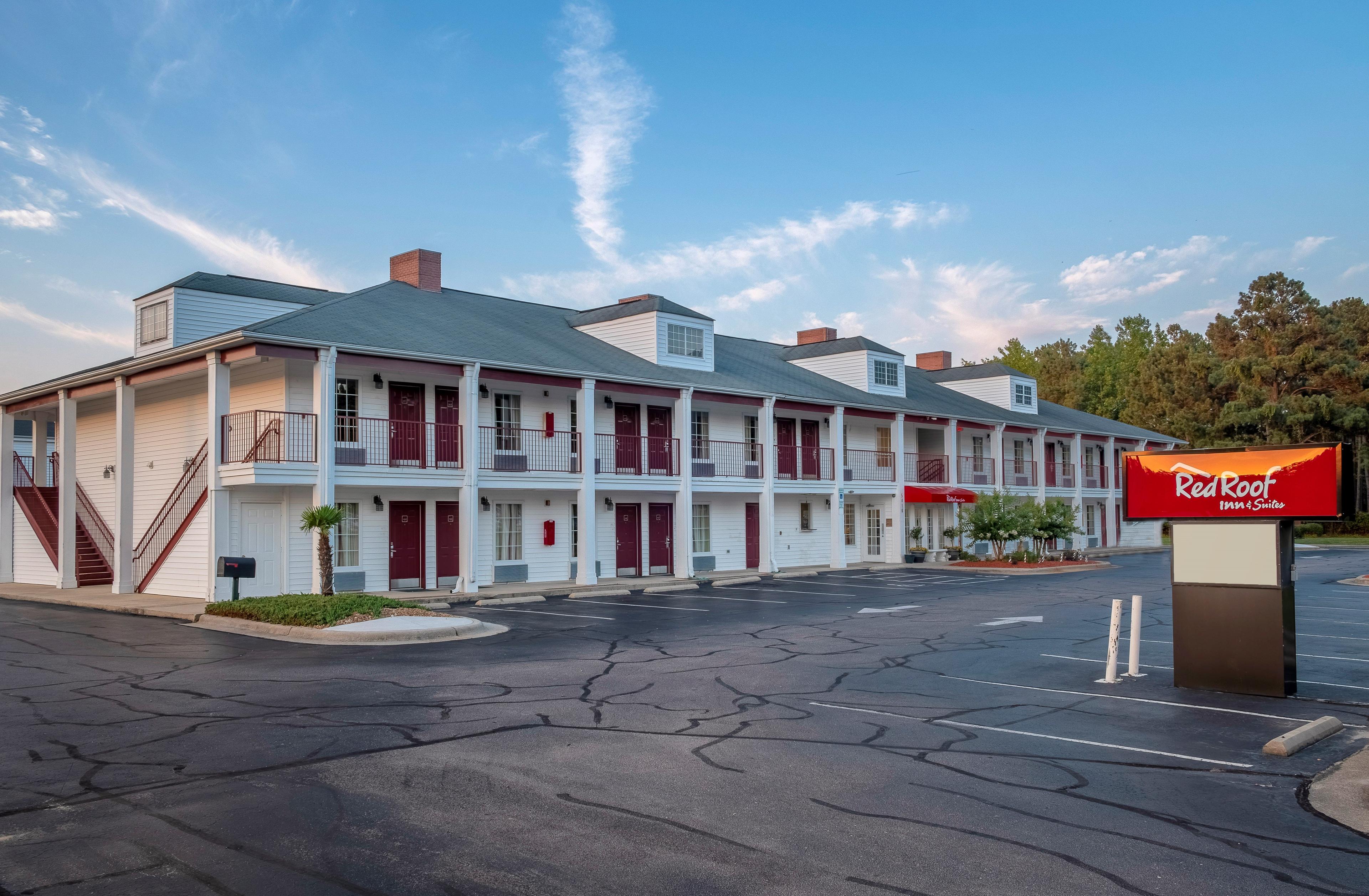 RED ROOF SUITES WILSON