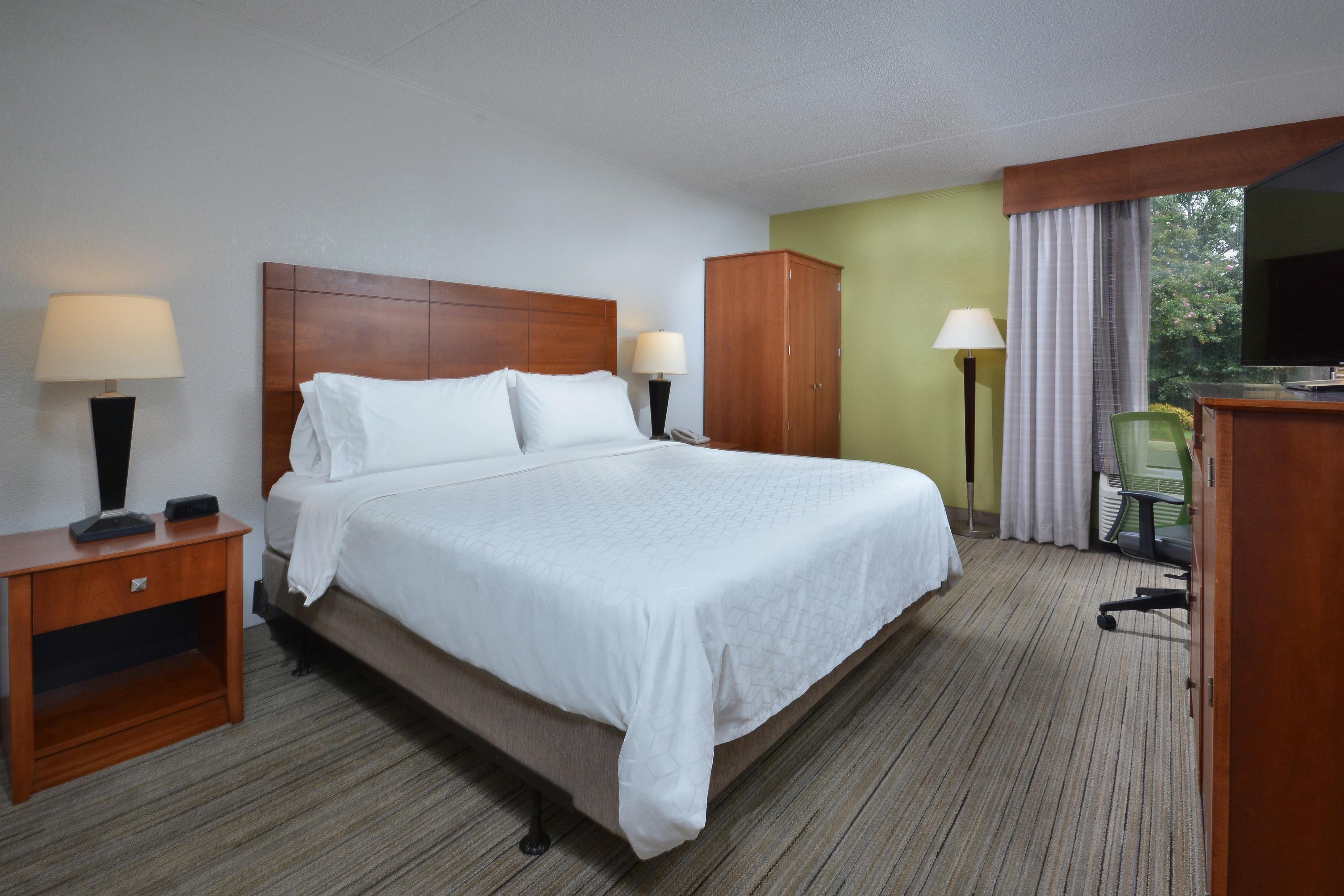 HOLIDAY INN EXPRESS LYNCHBURG BY IH