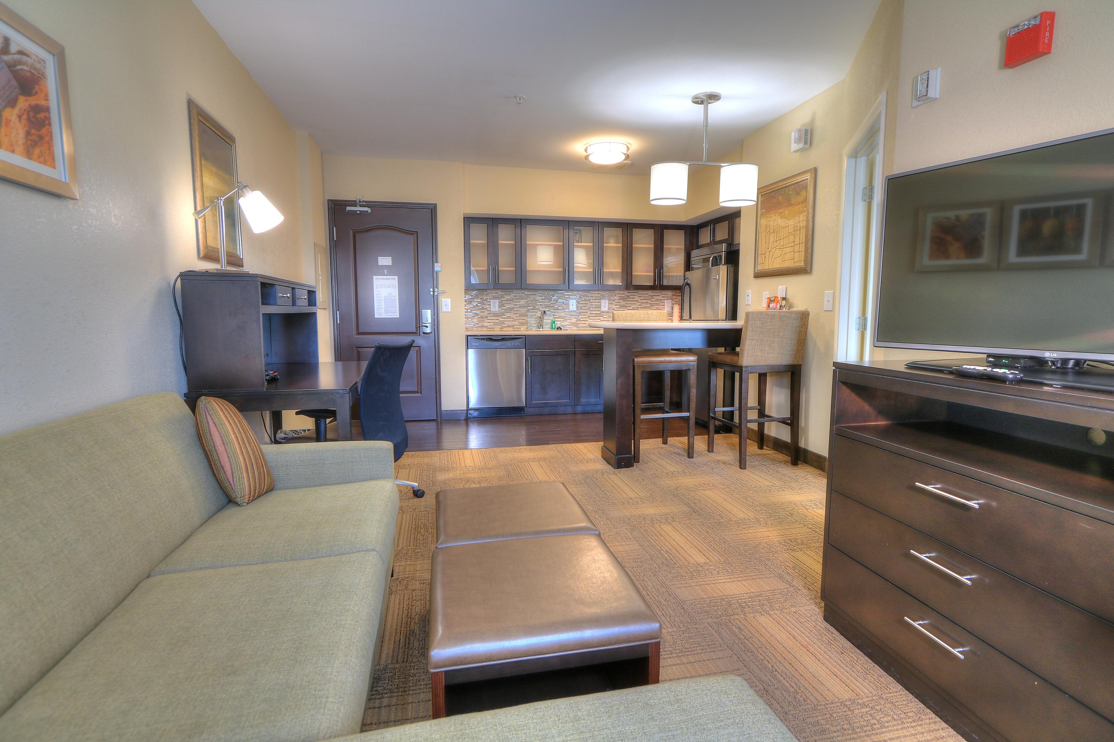 STAYBRIDGE STES WEST