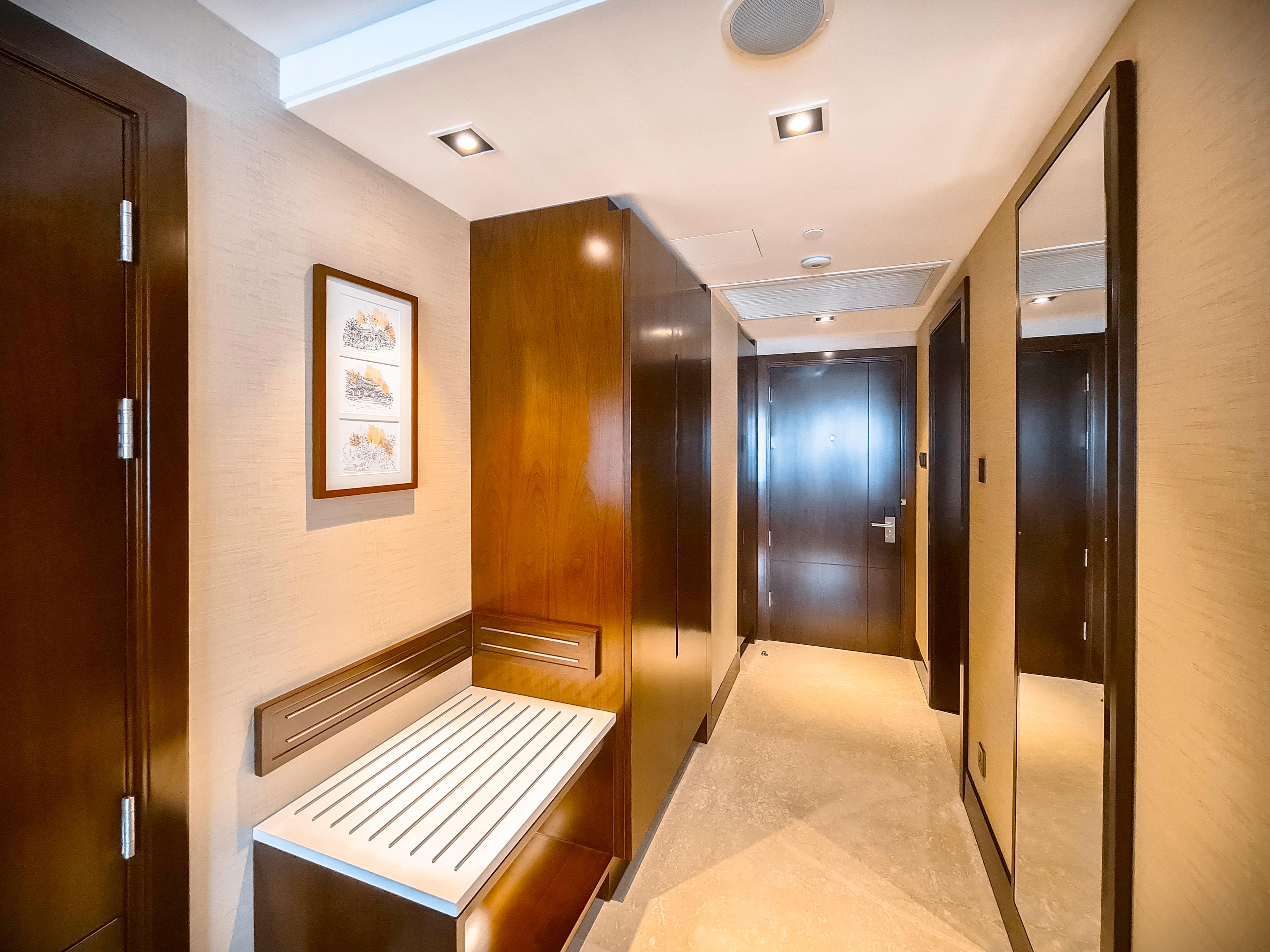 HOLIDAY INN DHAKA CITY CENTRE BY IH