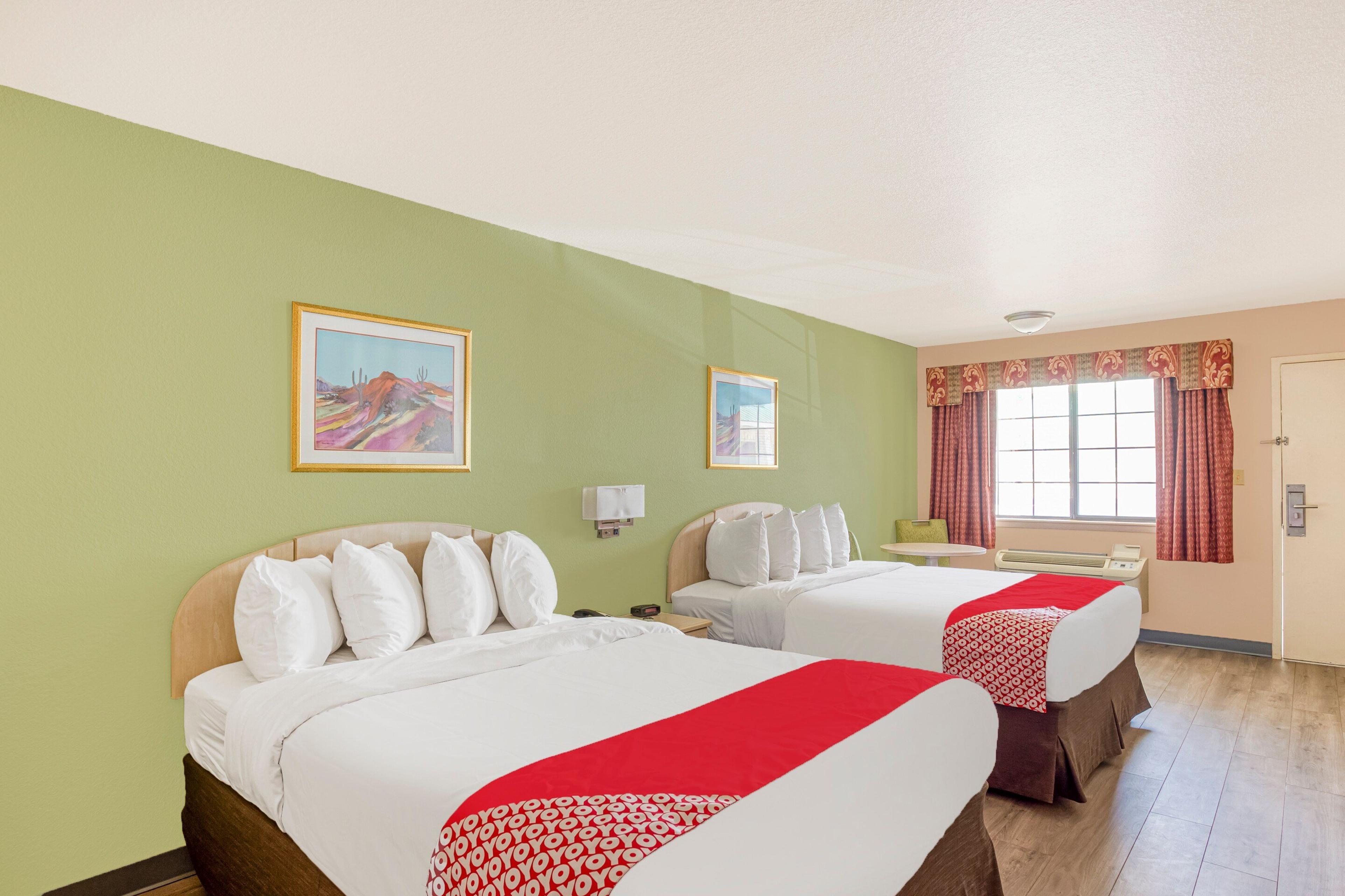 OYO HOTEL YOAKUM WEST
