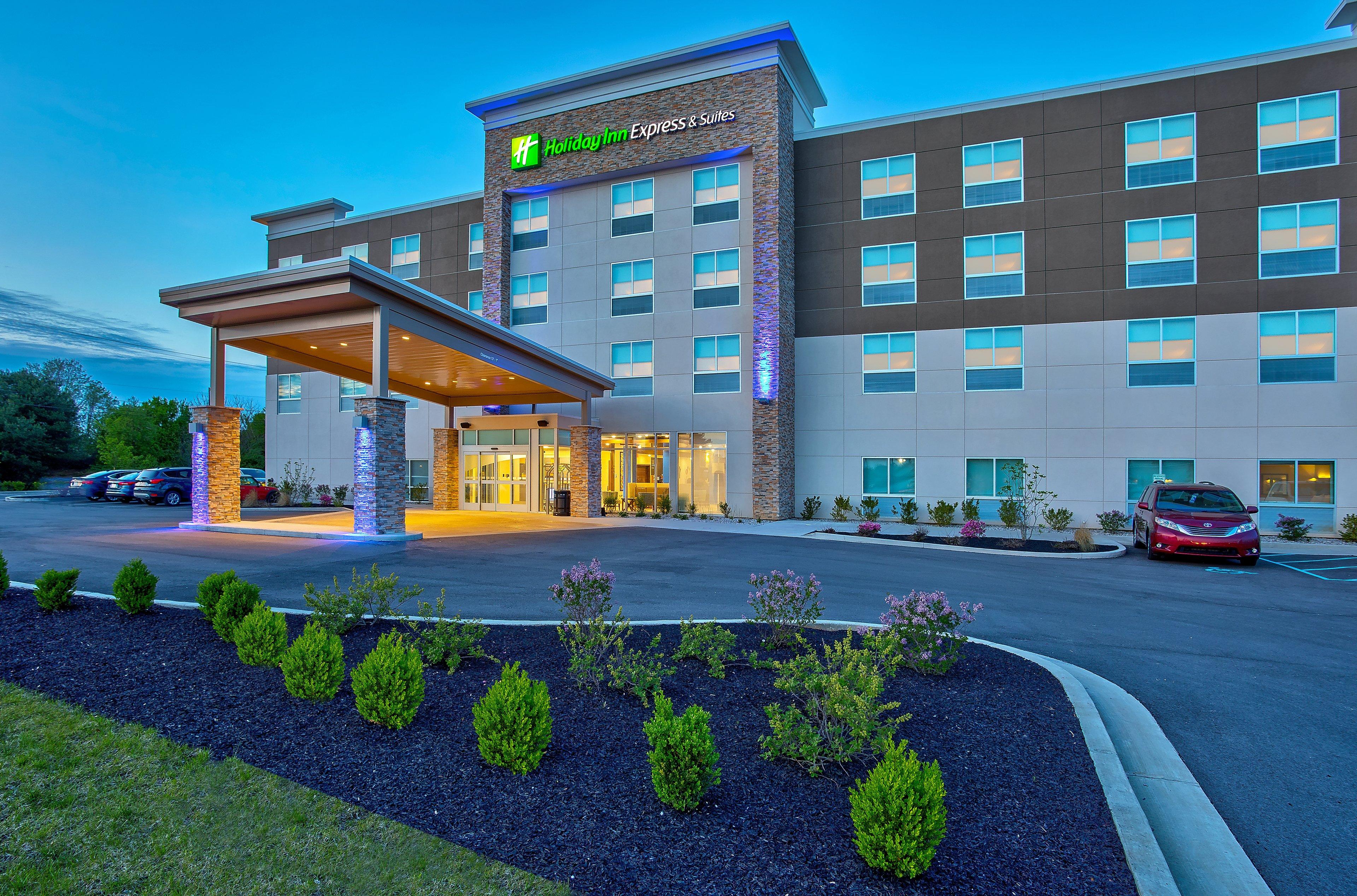 HOLIDAY INN EXP STES VERSAILLES BY