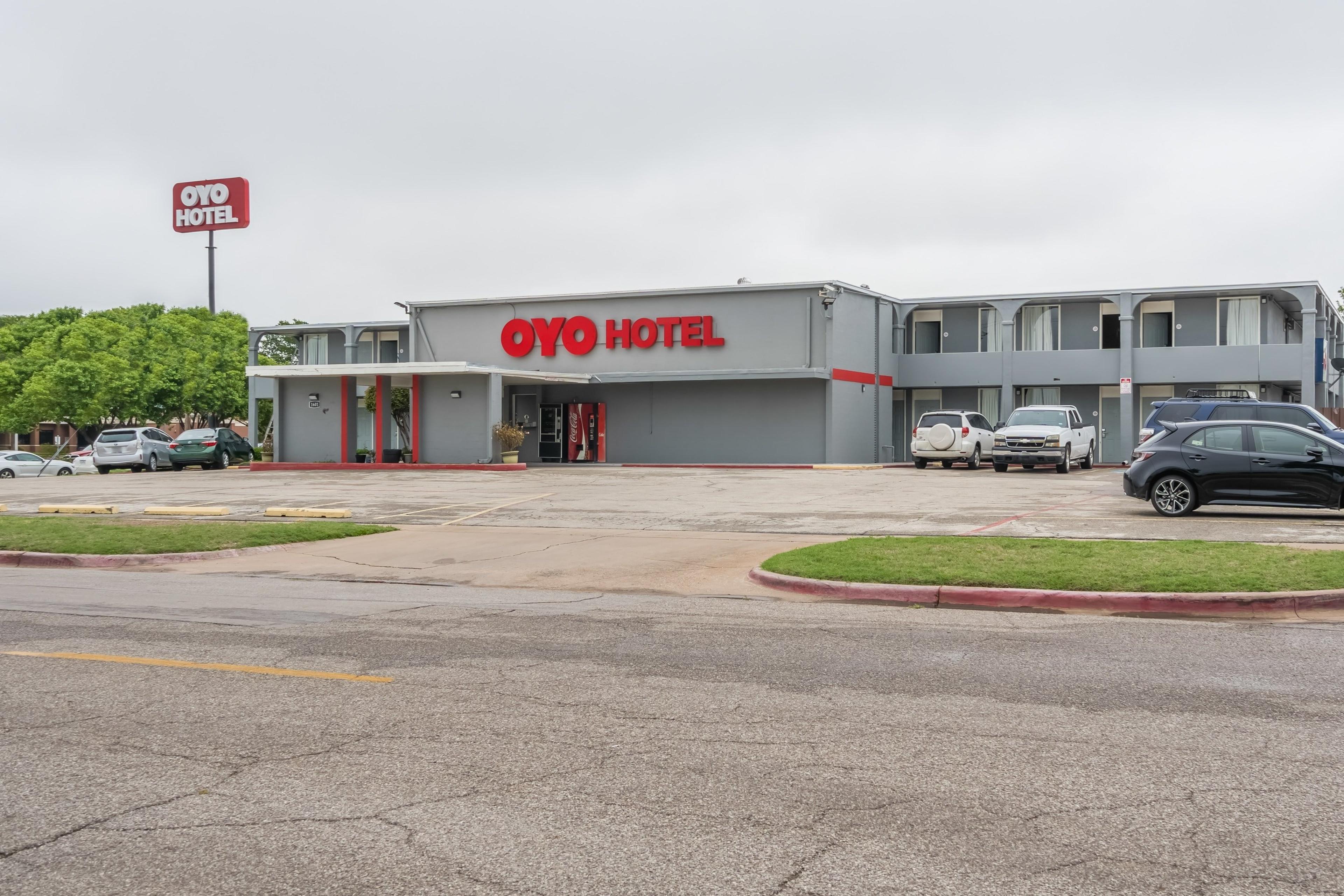 OYO HOTEL WICHITA FALLS