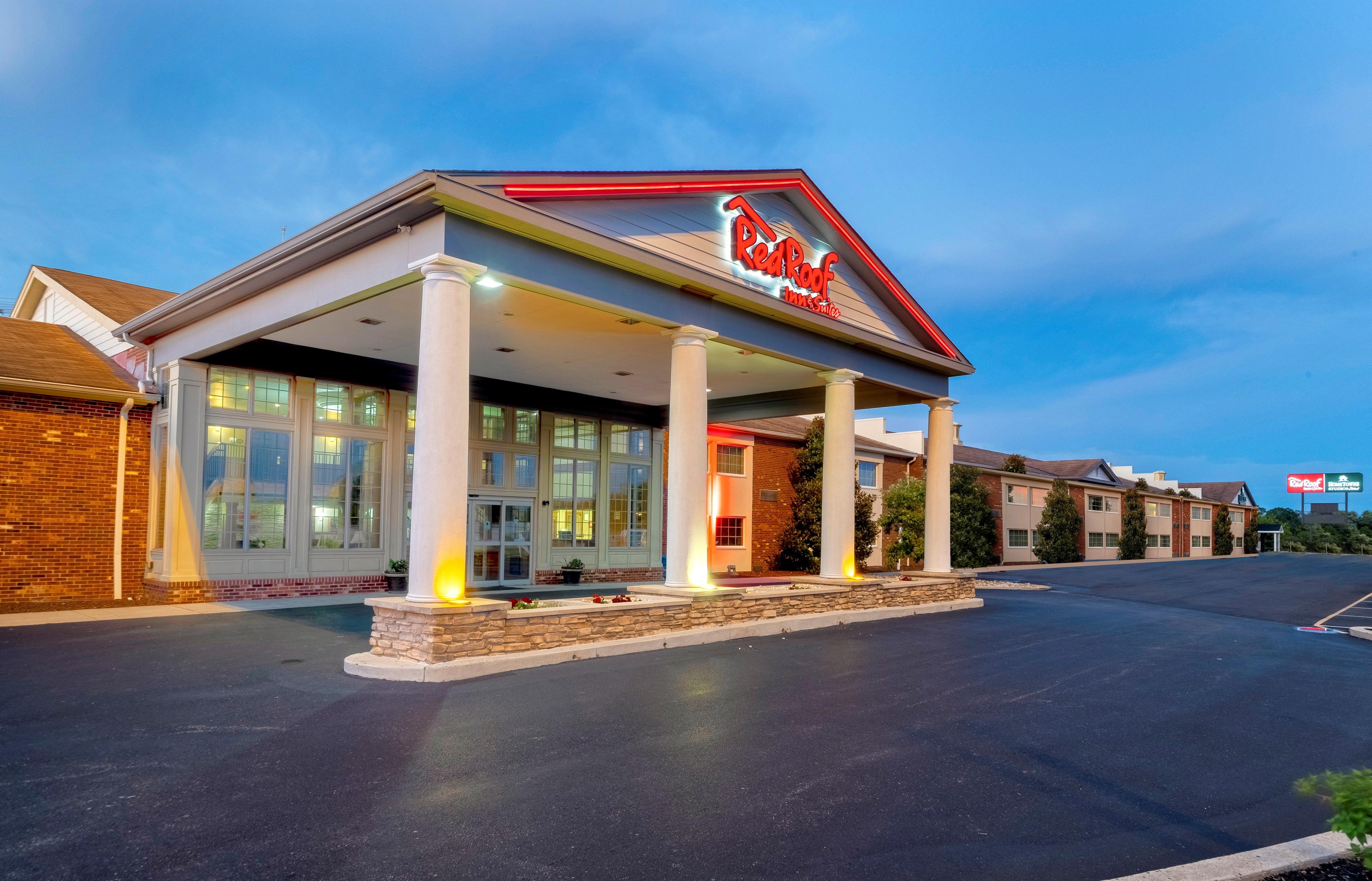 RED ROOF SUITES NEW CASTLE