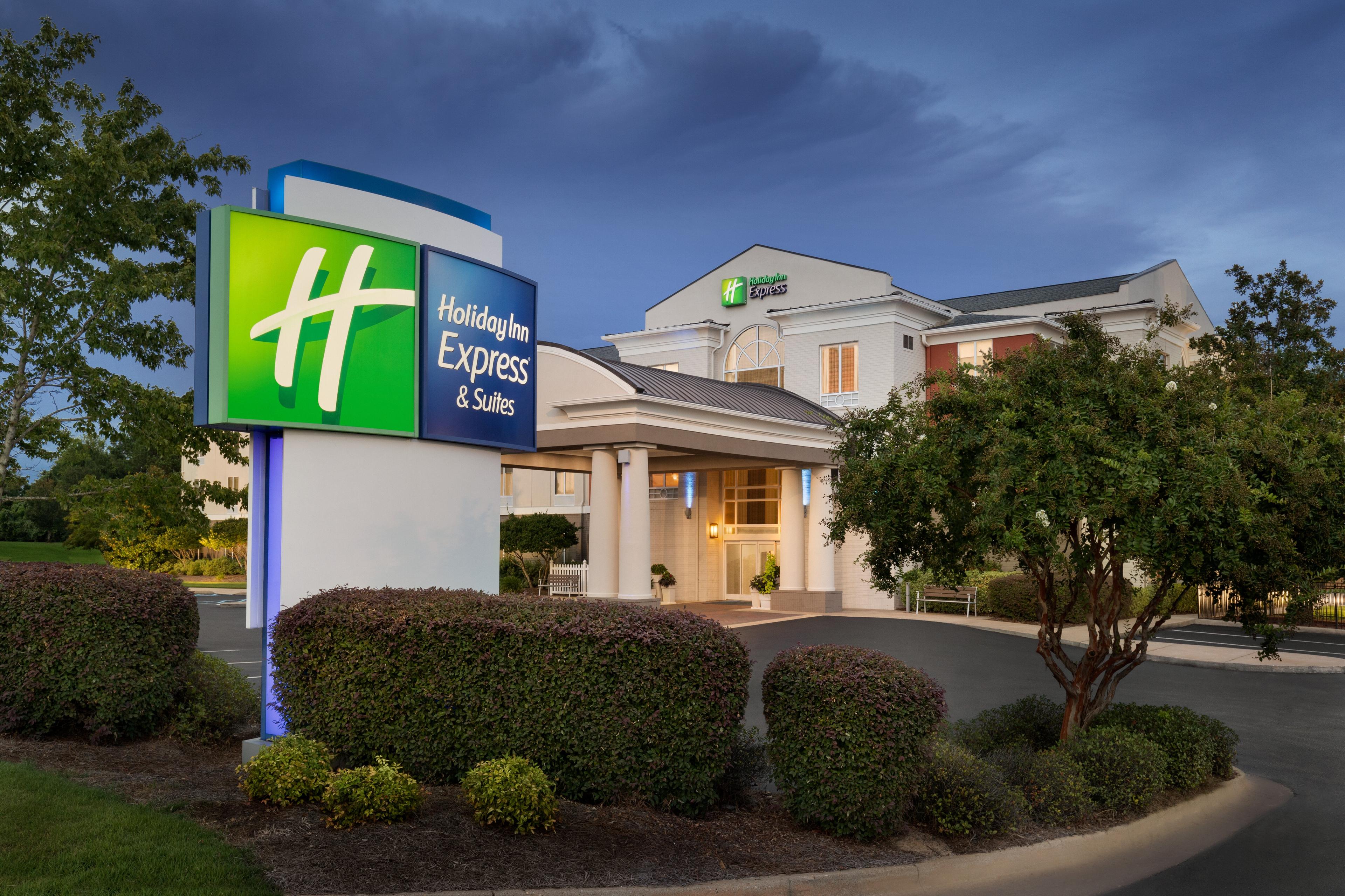 HOLIDAY INN EXP STES AUBURN BY IHG