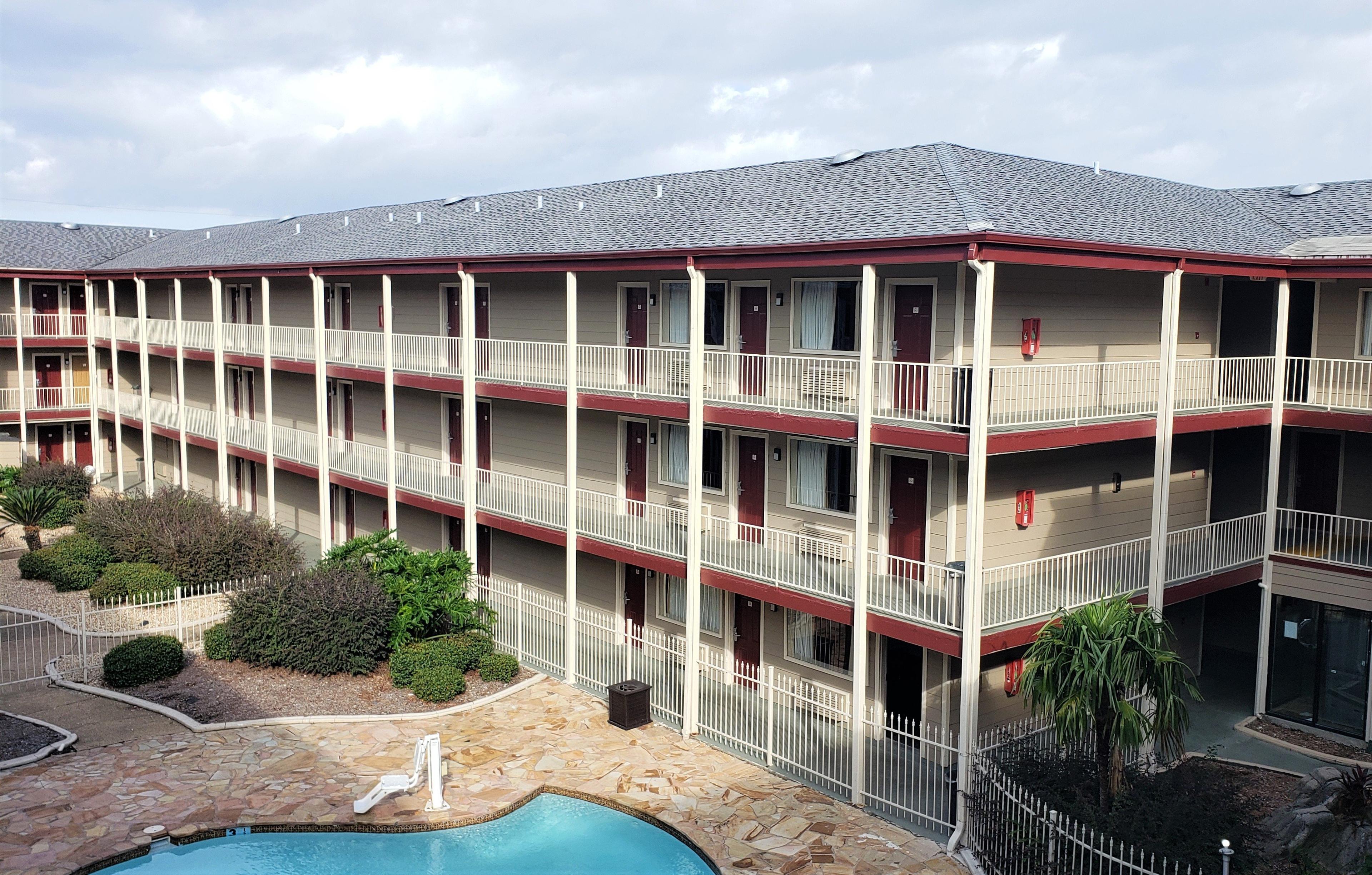 Hotel Photo 4