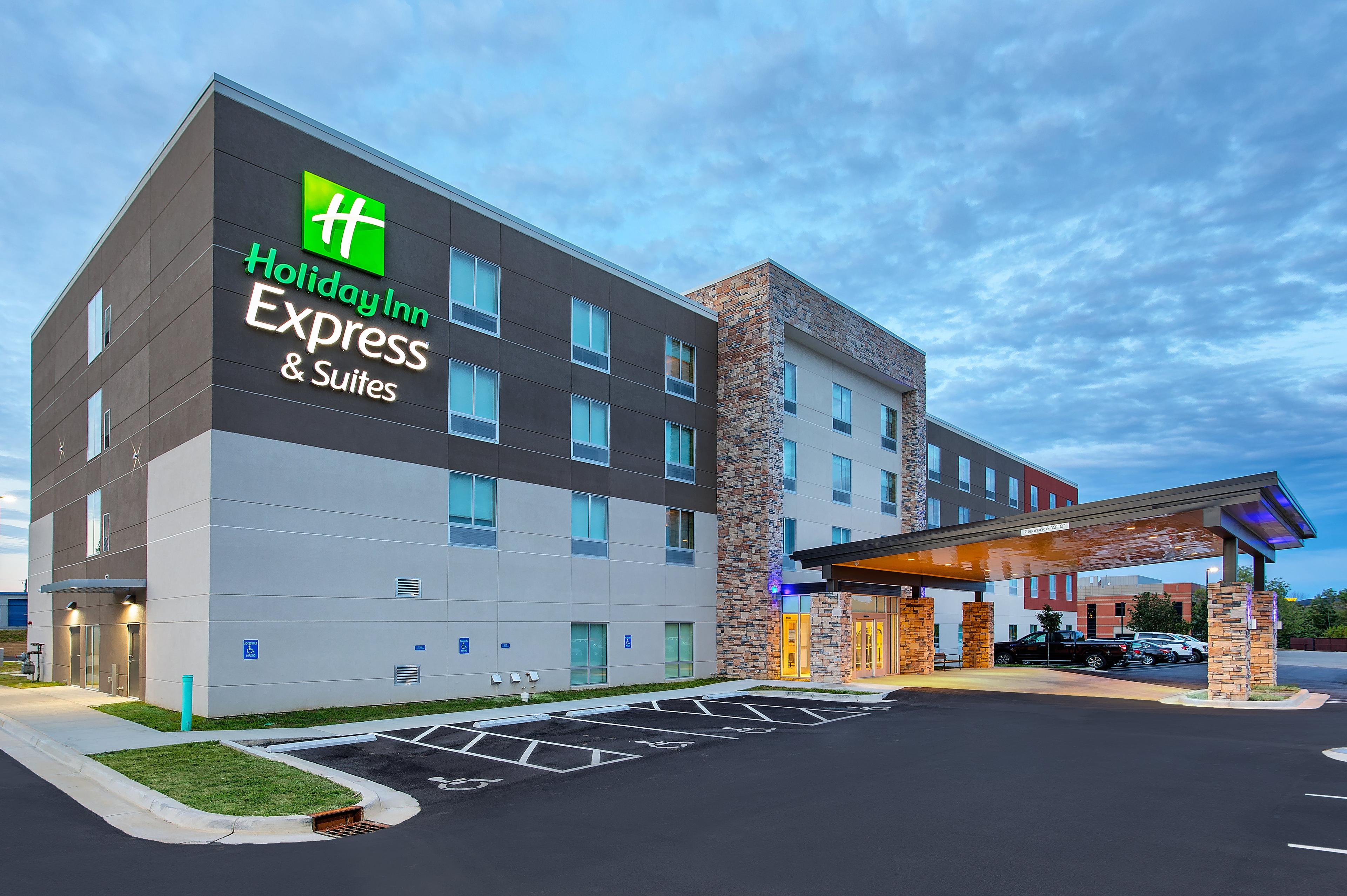 Holiday Inn Express & Suites la Grange - Louisville Area NE, an IHG Hotel