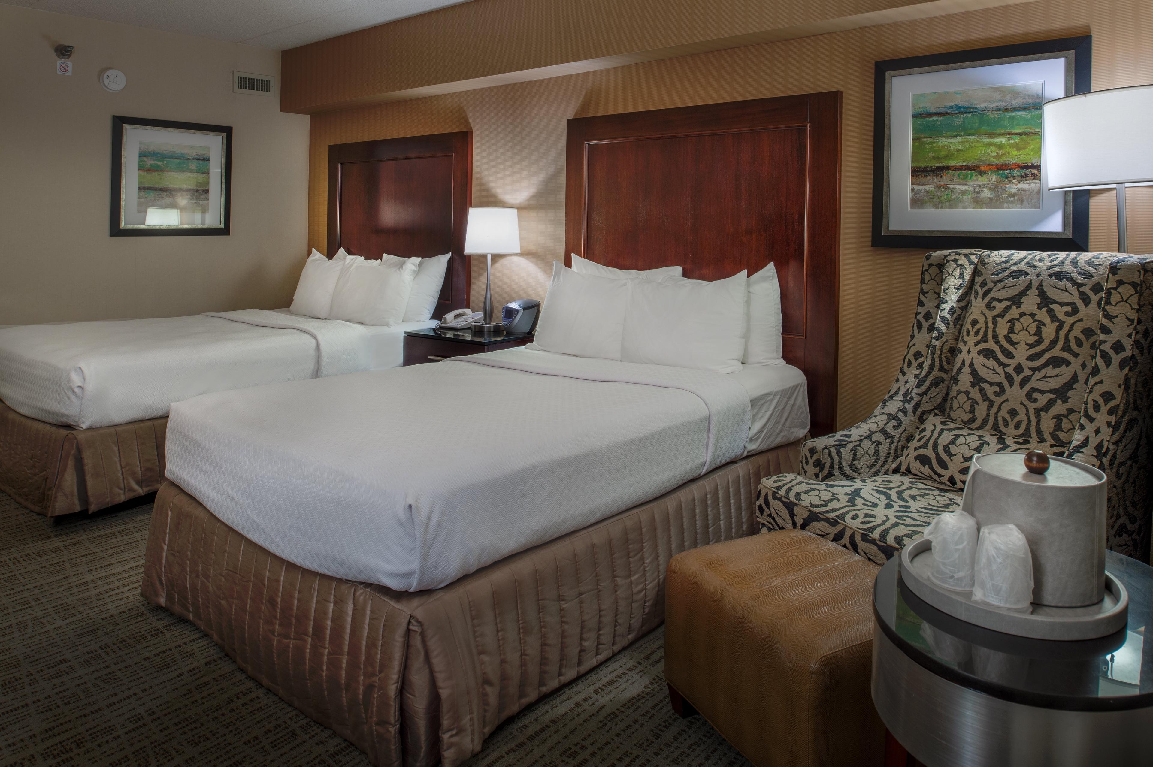 CROWNE PLAZA ST LOUIS AIRP