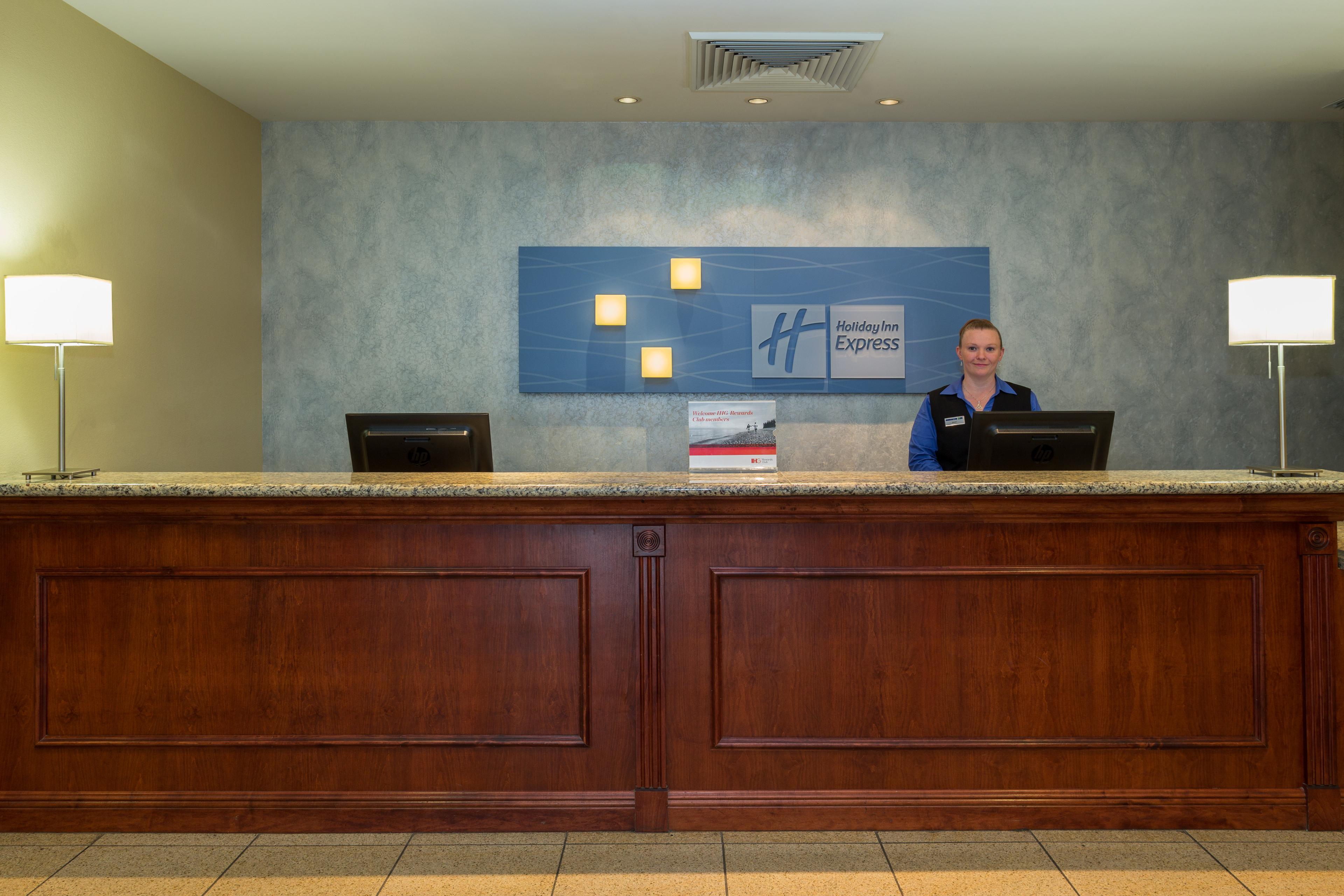 HOLIDAY INN EXP STES SEBRING BY IHG