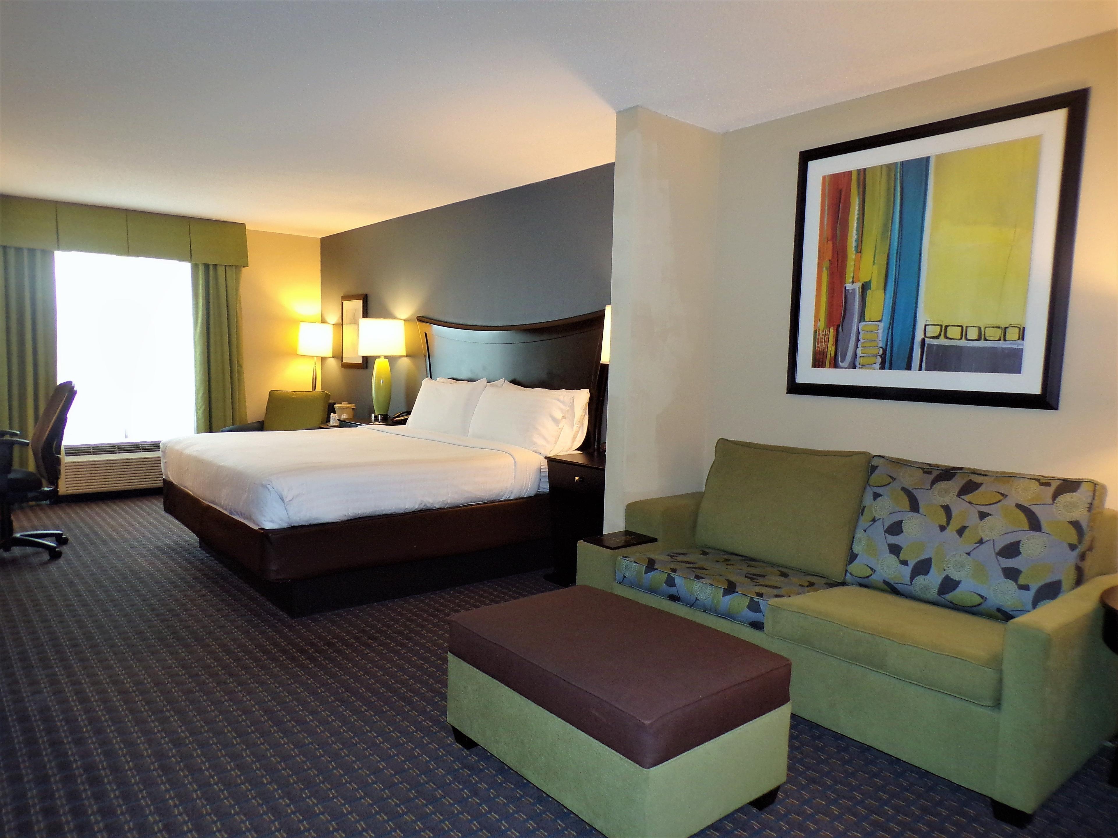 HOLIDAY INN EXP STES LARGO CLW BY I