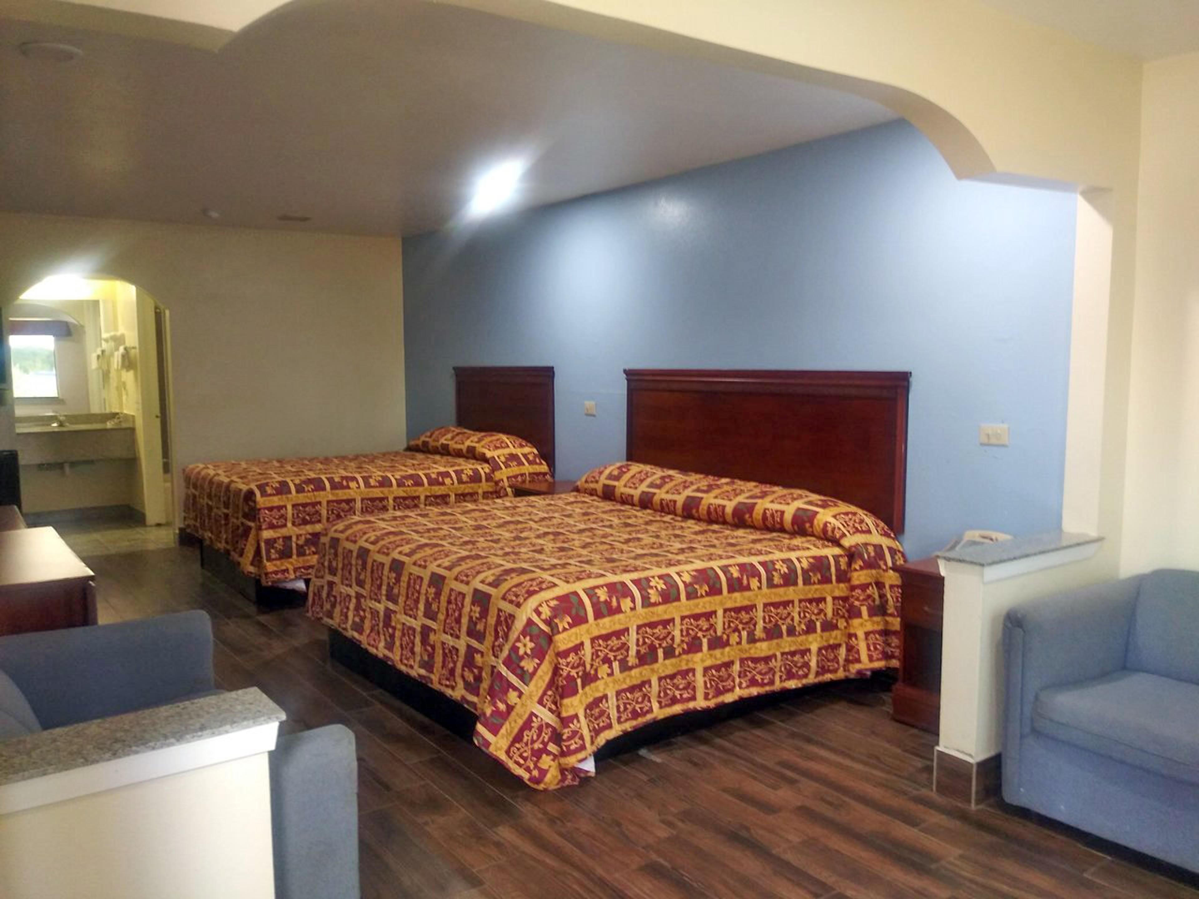 Scottish Inns and Suites