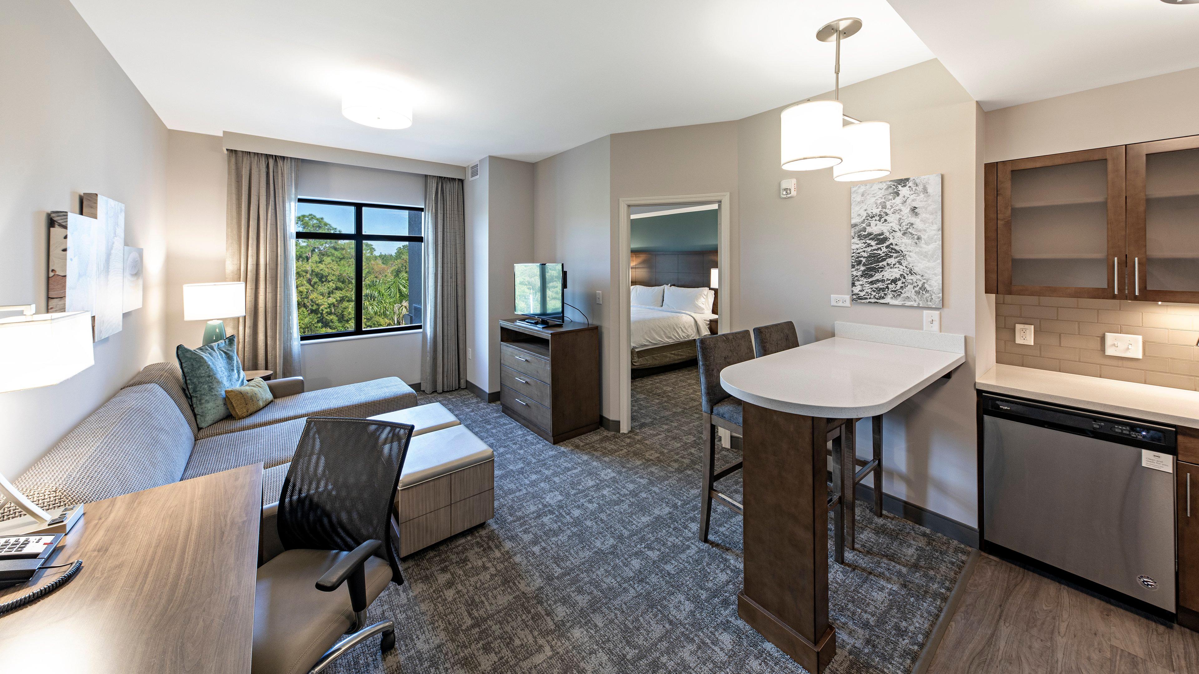 STAYBRIDGE STES NAPLES BY IHG