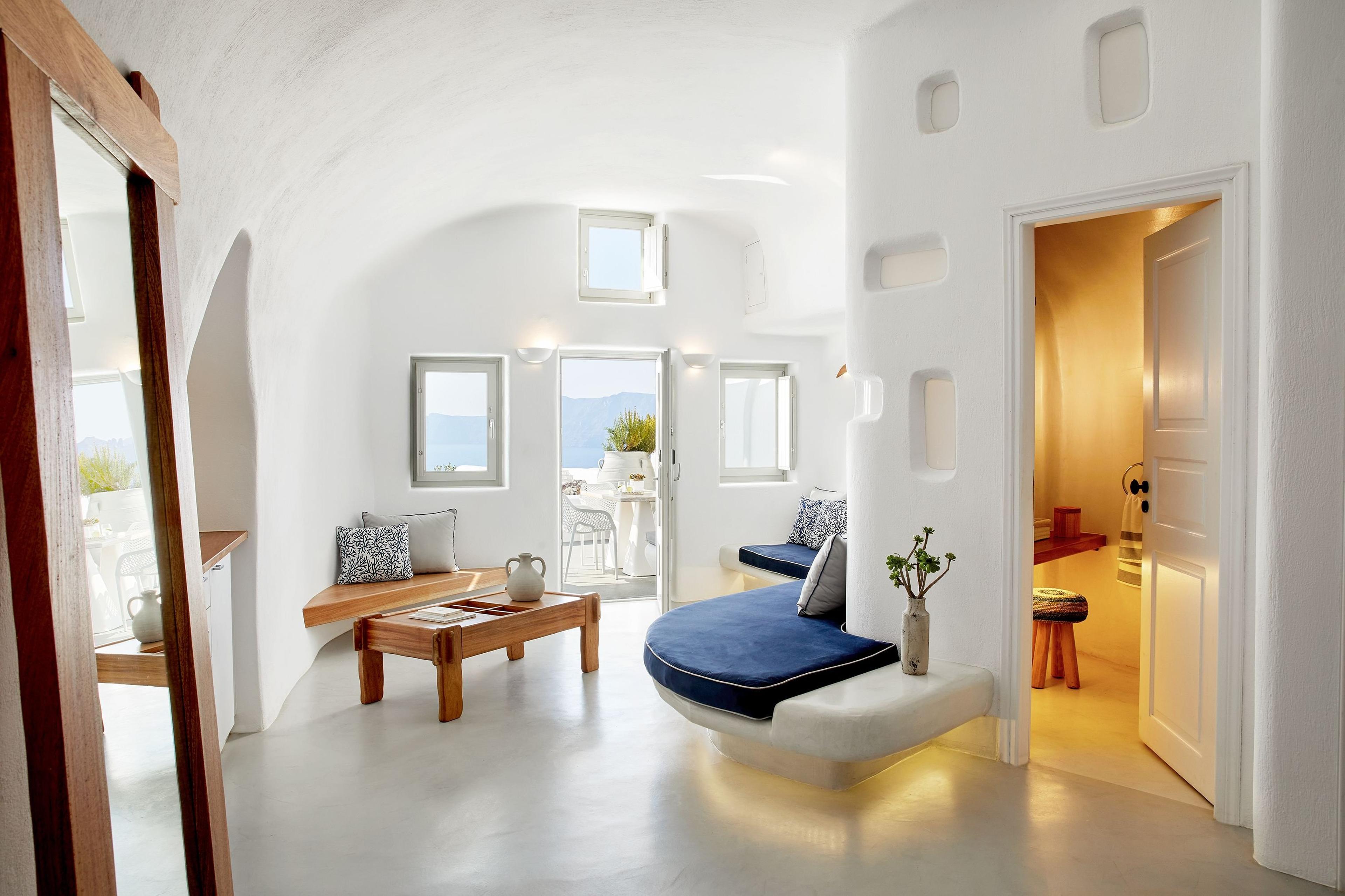 LA PERLA VILLAS AND SUITES