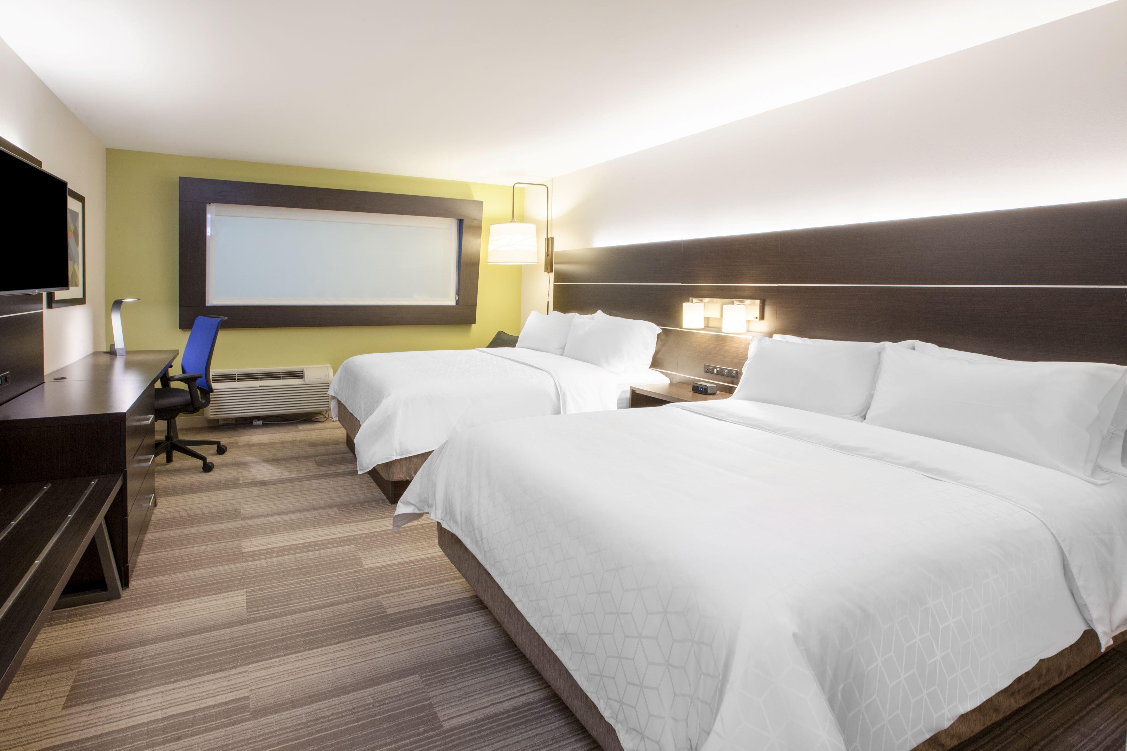 HOLIDAY INN EXP STES DYERSBURG BY I