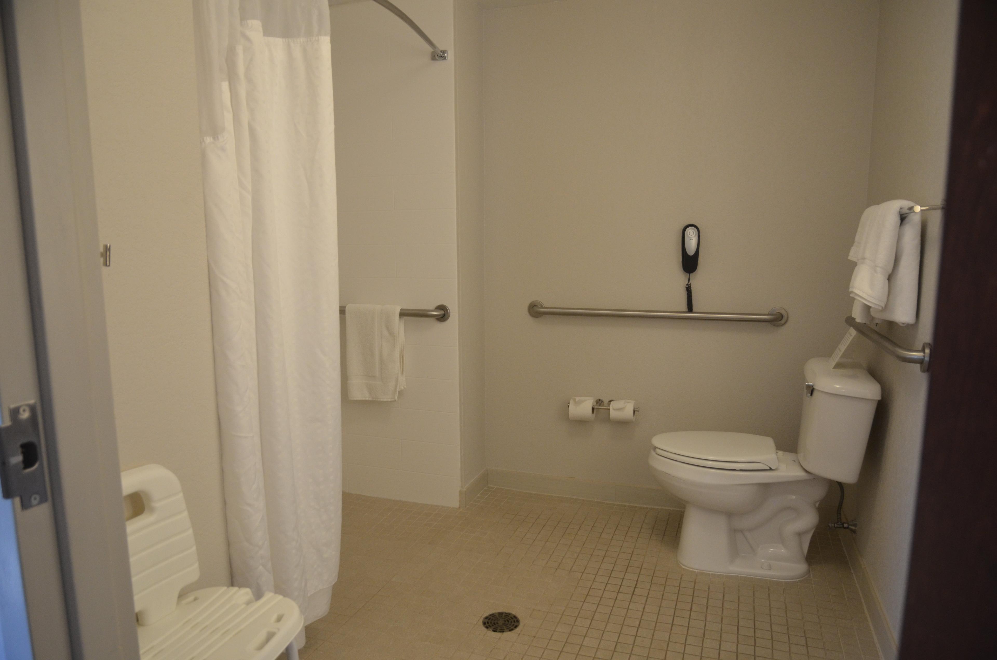 HOLIDAY INN EXP STES ROCHESTER BY I