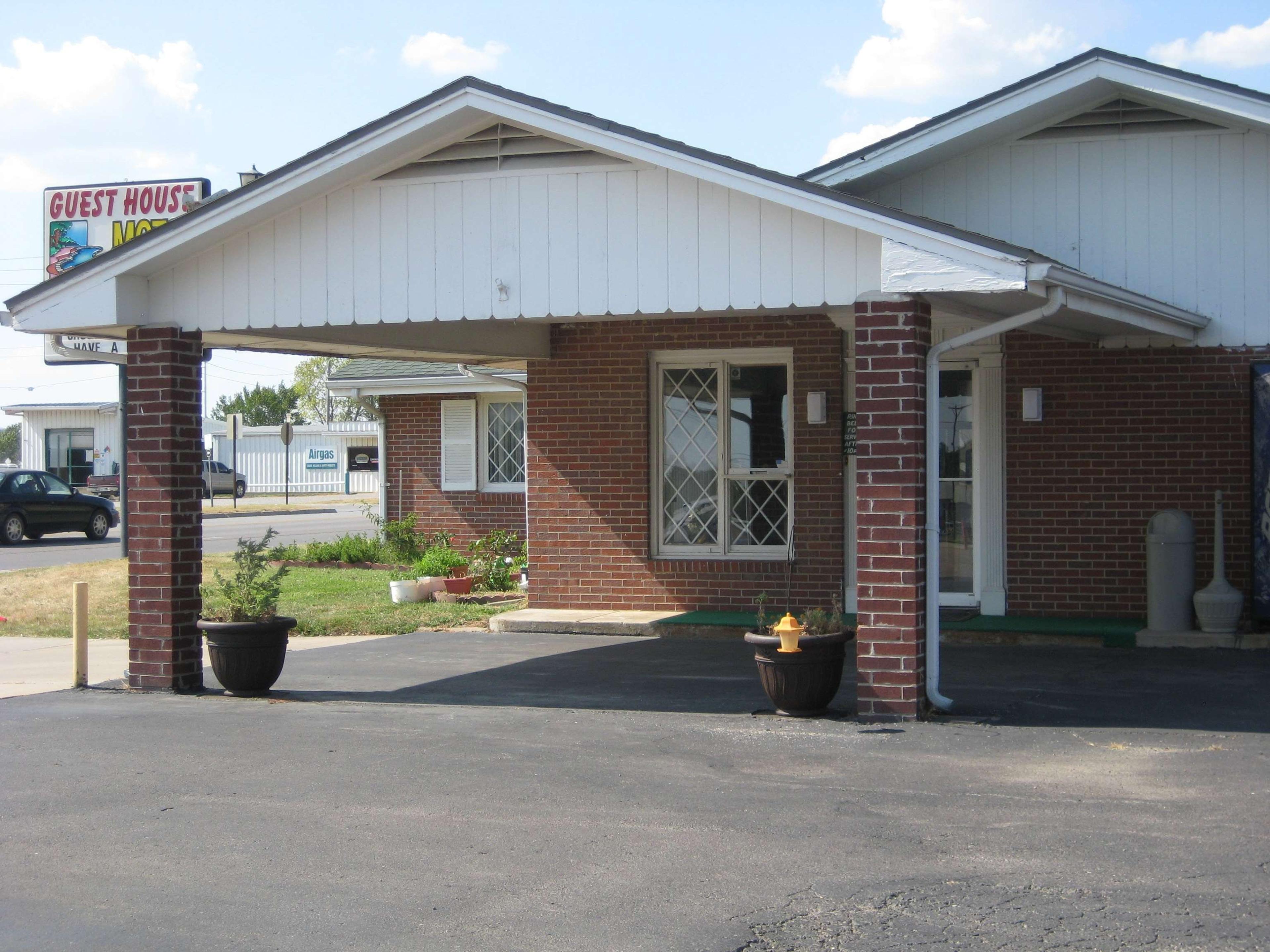 Guest House Motel Chanute