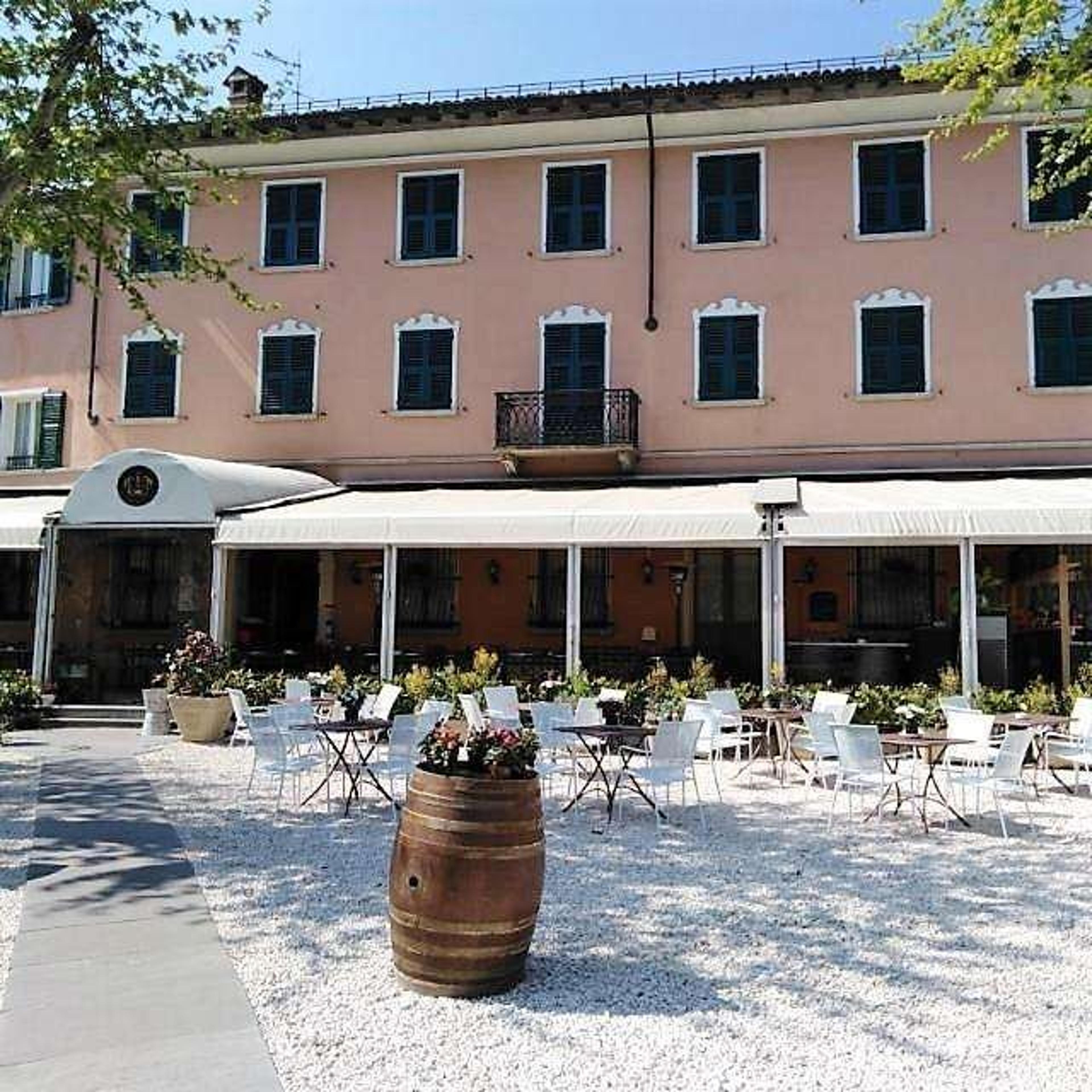 HOTEL CORONA - NOVI LIGURE