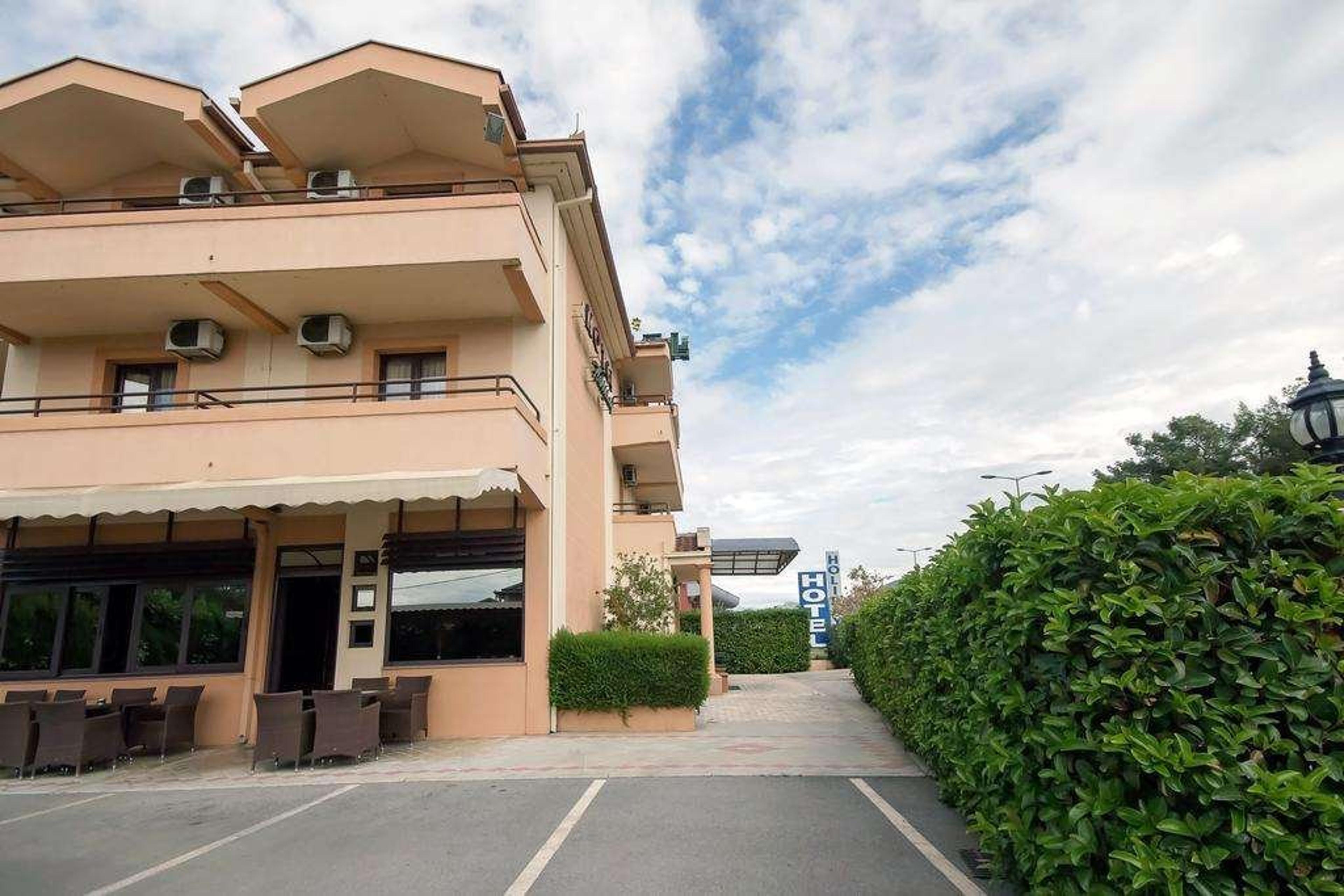 Hotel Photo 1