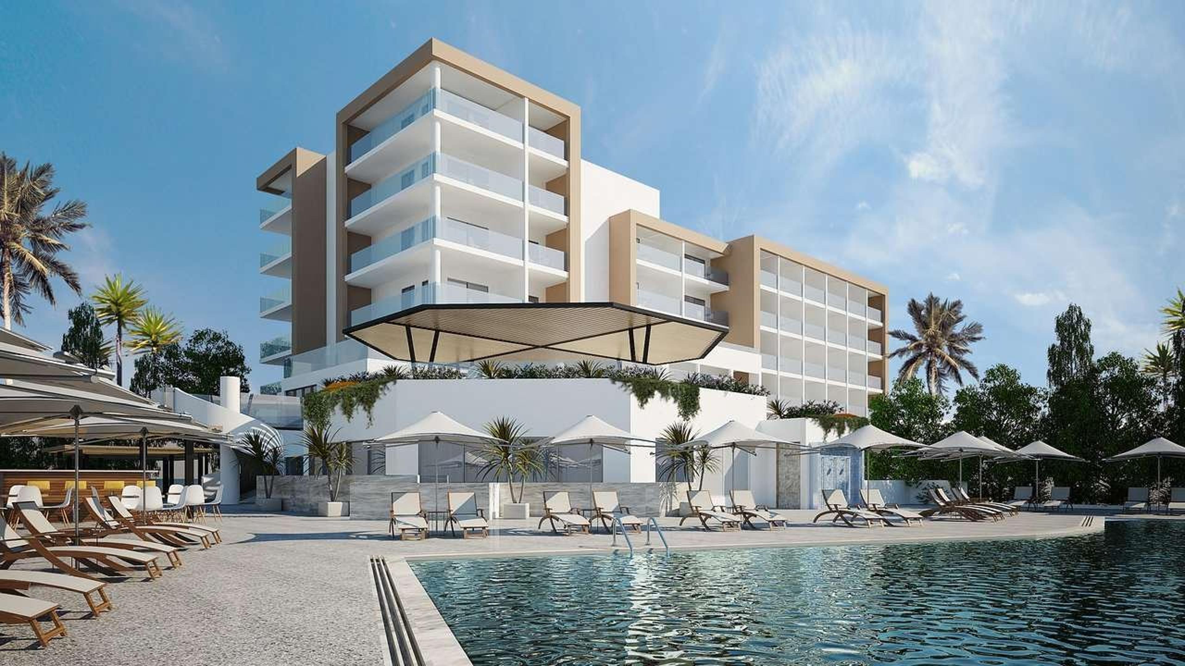 LEONARDO CRYSTAL COVE HOTEL