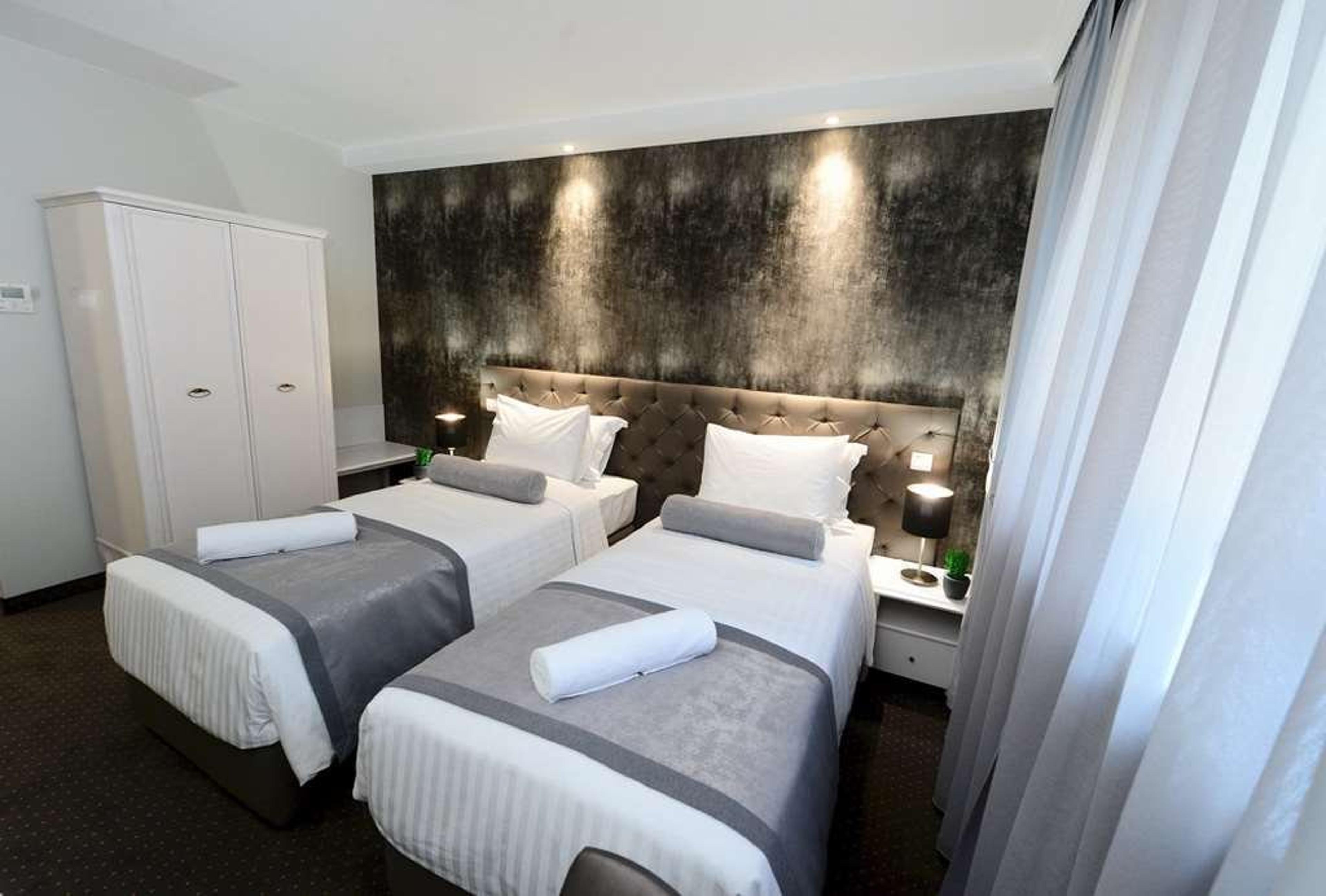 ALEXANDER SQUARE BOUTIQUE HOTEL