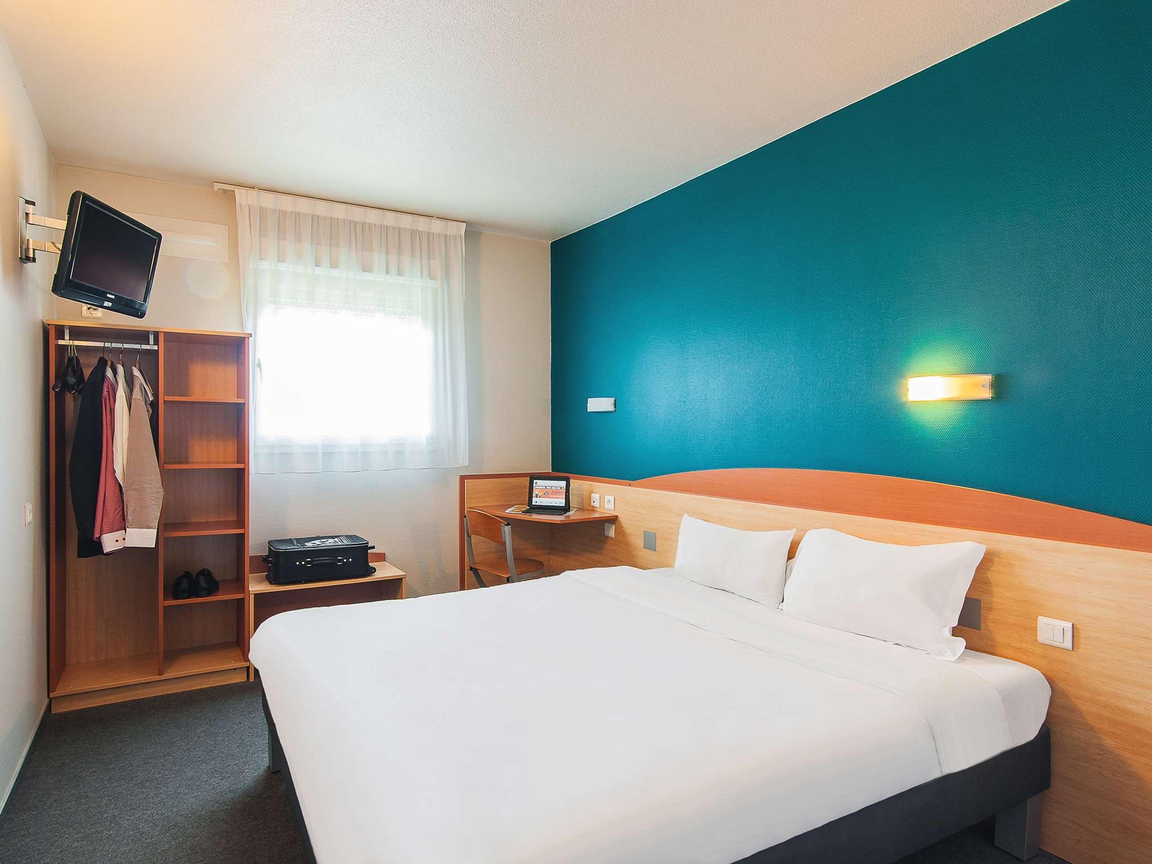 B&B HOTEL PAU LESCAR