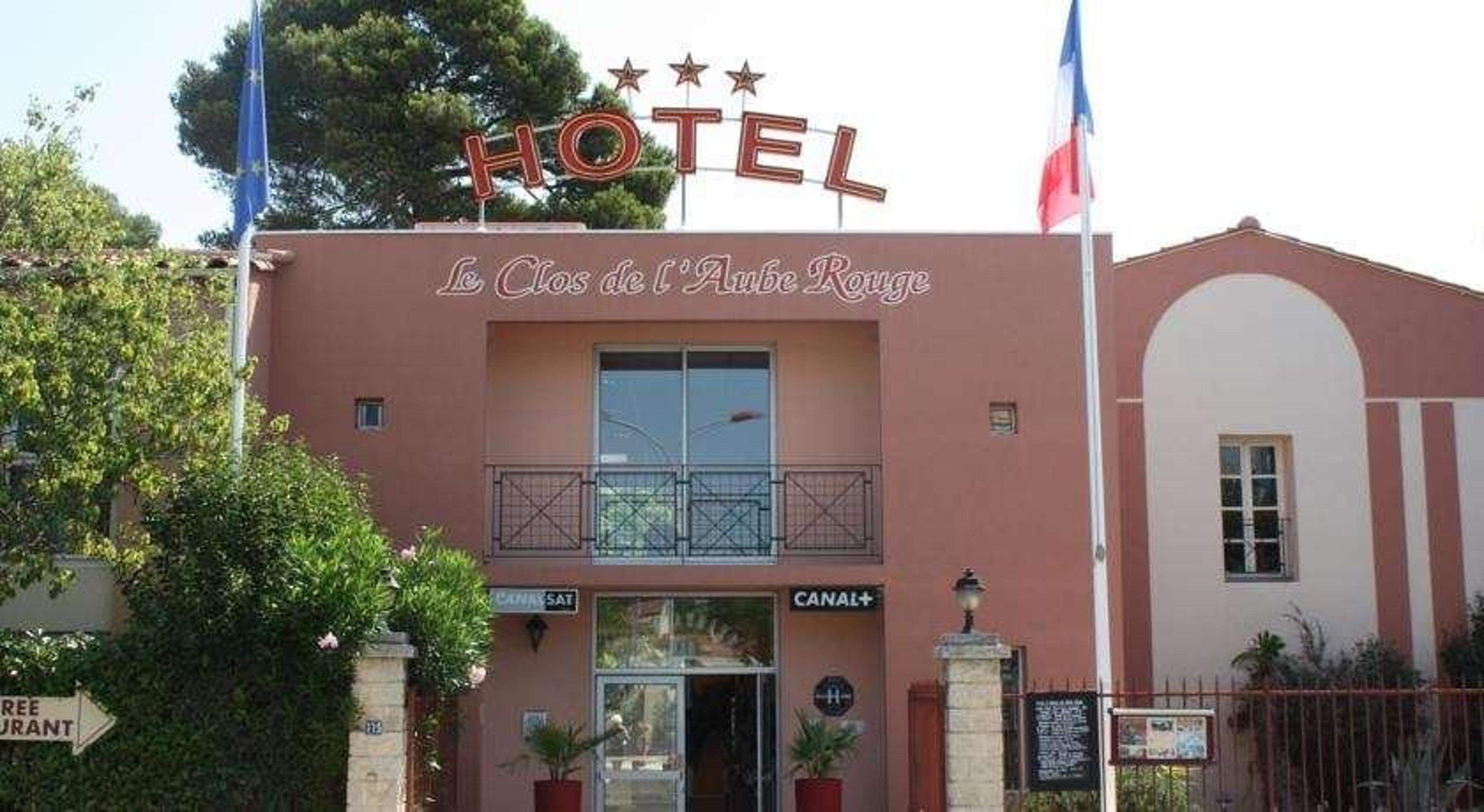 LE CLOS DE L'AUBE ROUGE