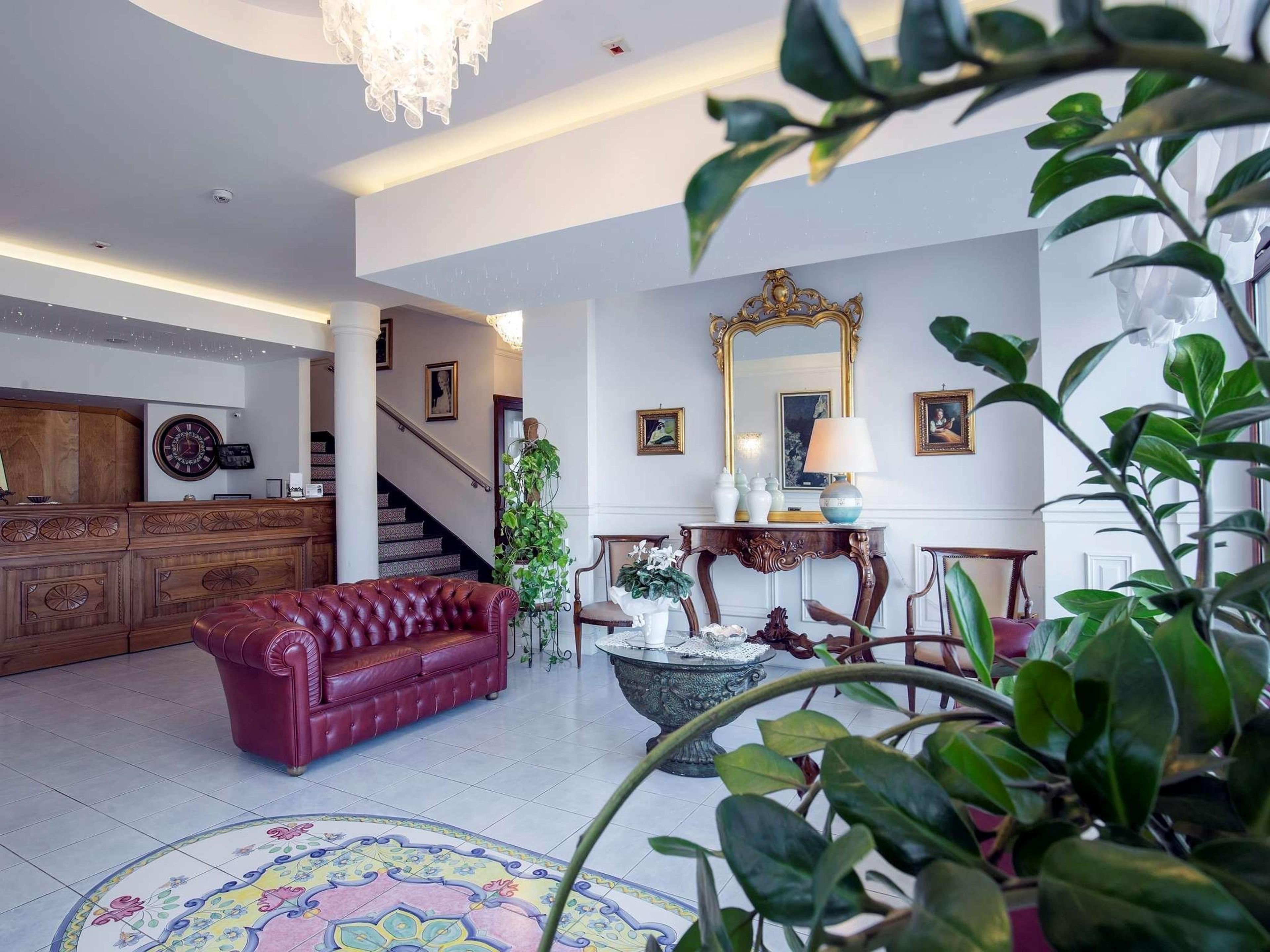 Hotel Photo 5