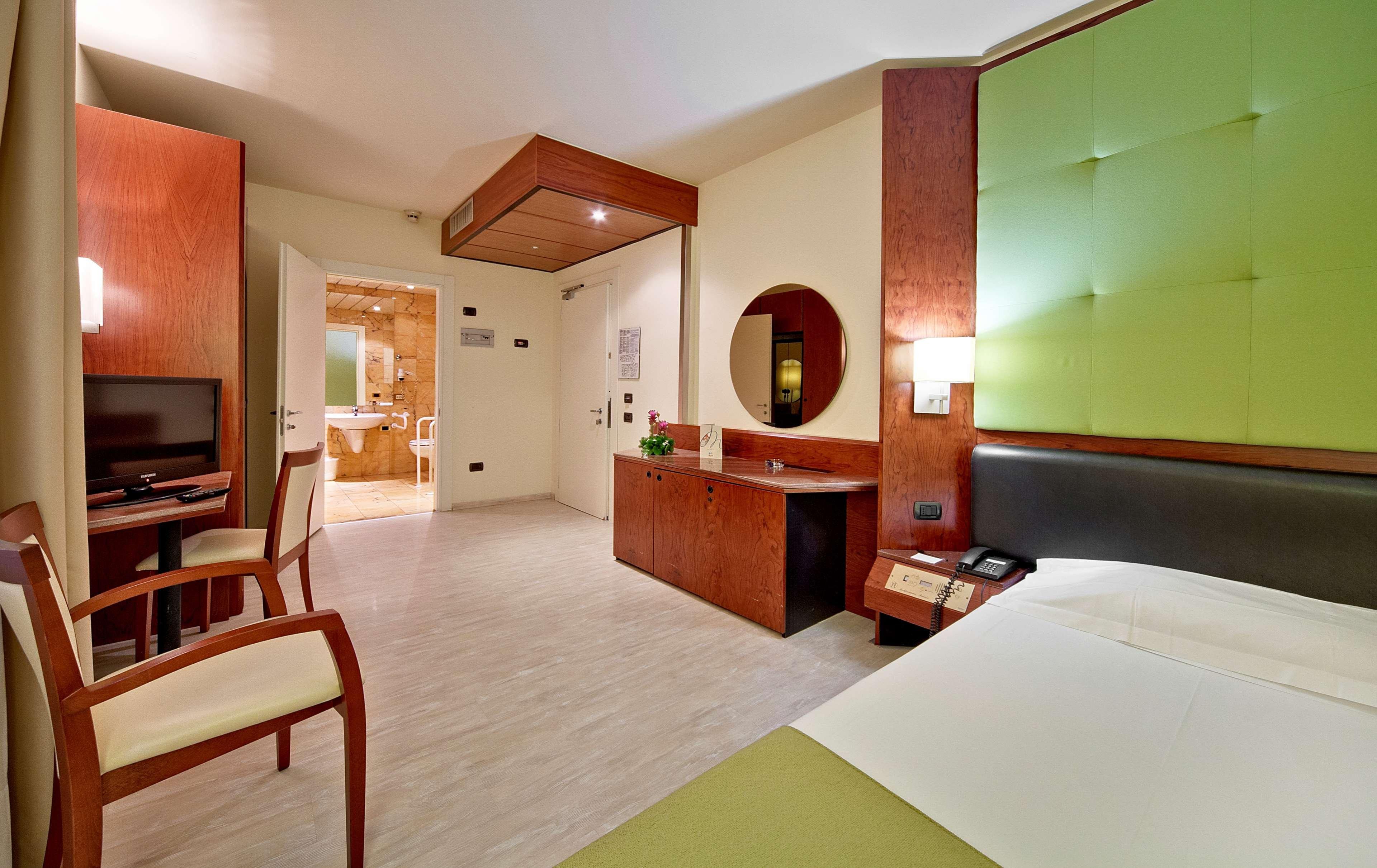 MEDITERRANEO PALACE HOTEL