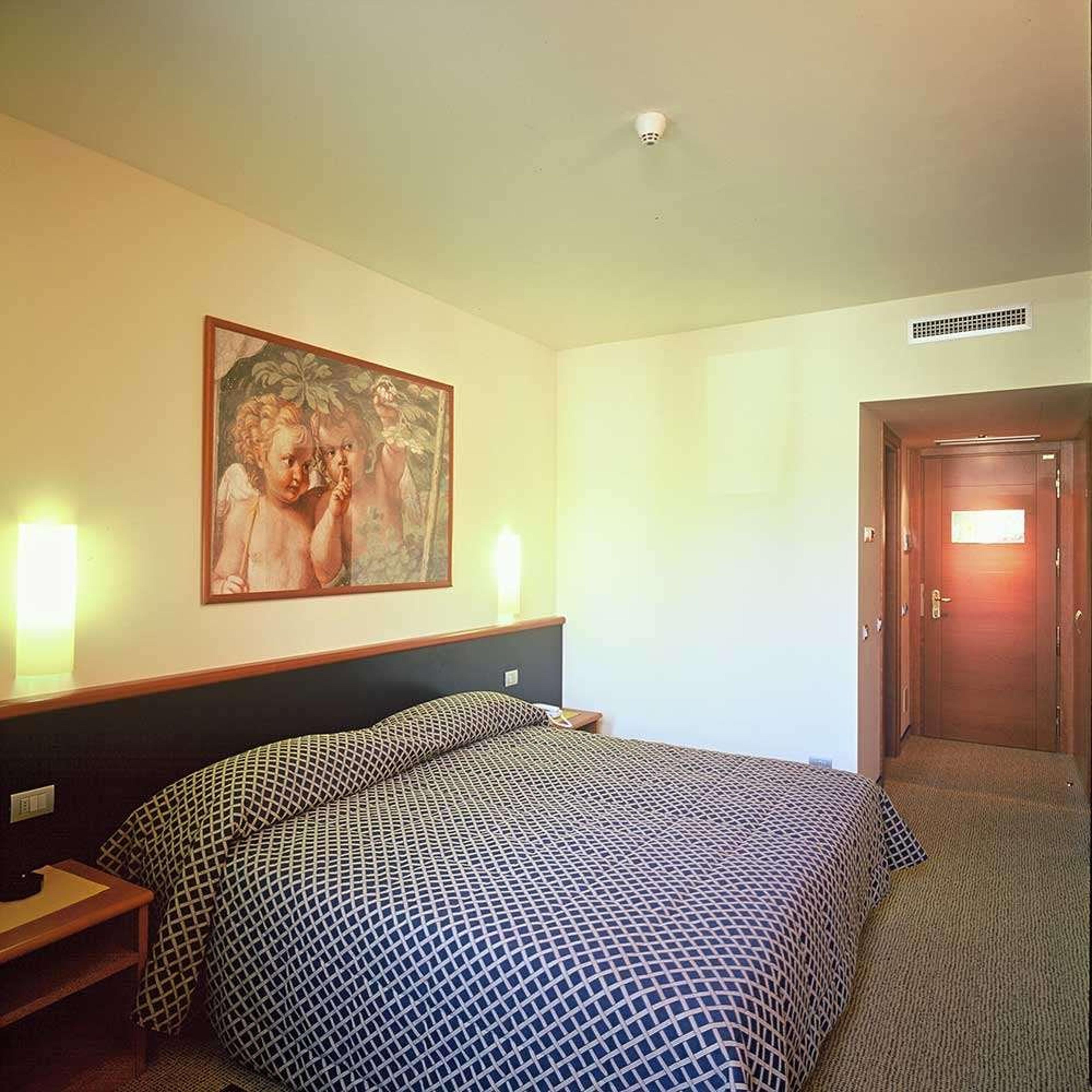 HOTEL CRYSTAL - PREGANZIOL