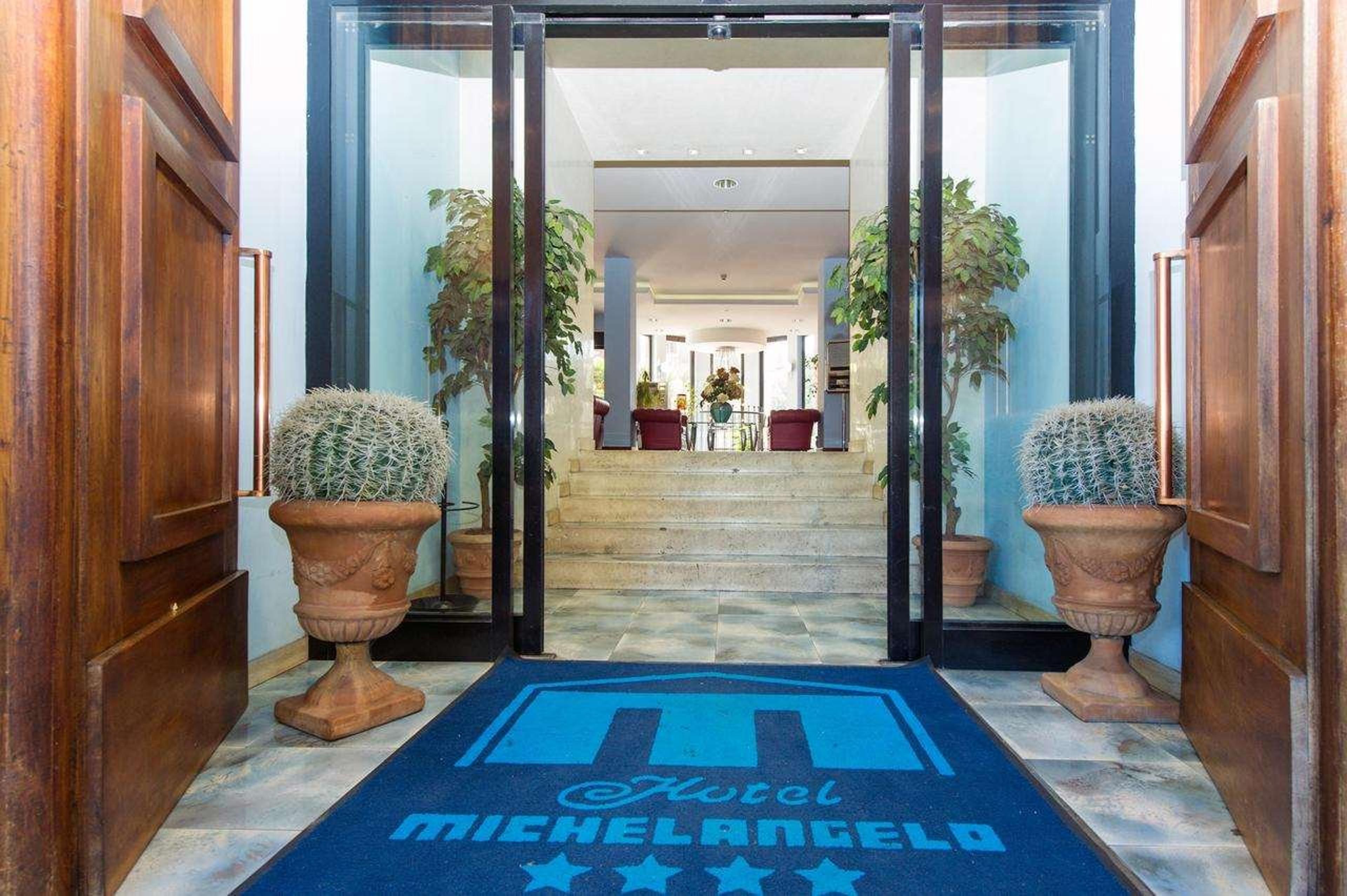Hotel Michelangelo Palace