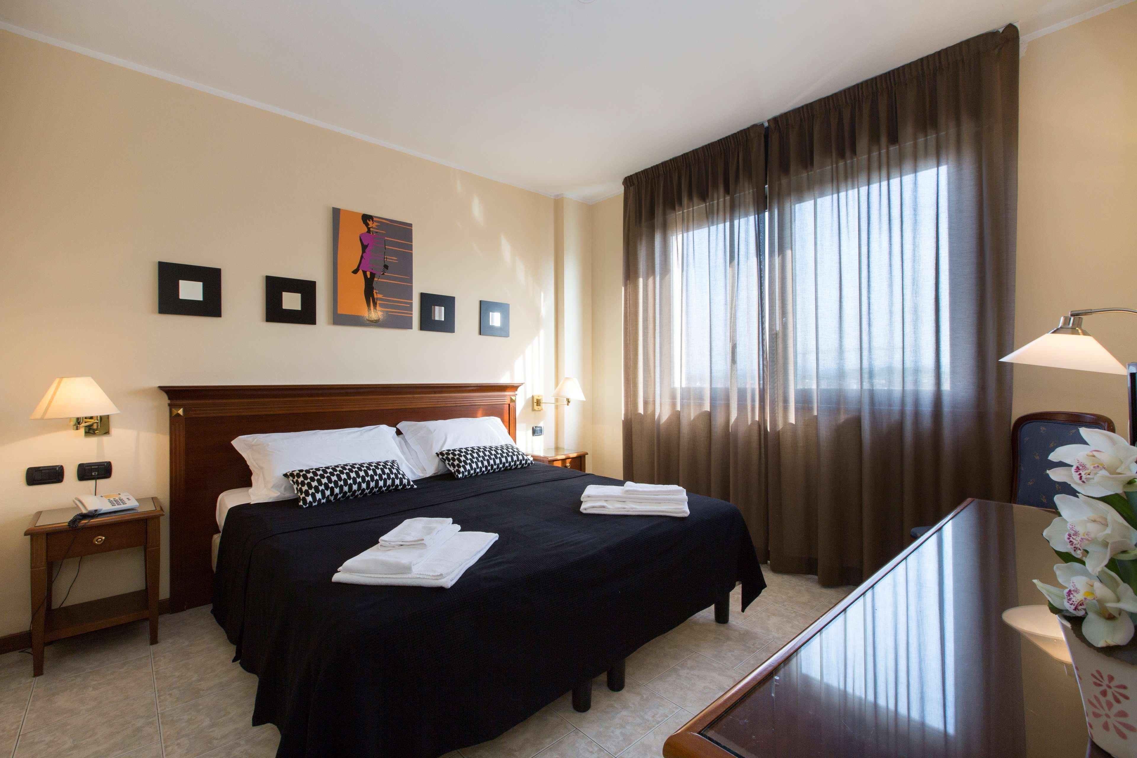 HOTEL FIDENZA