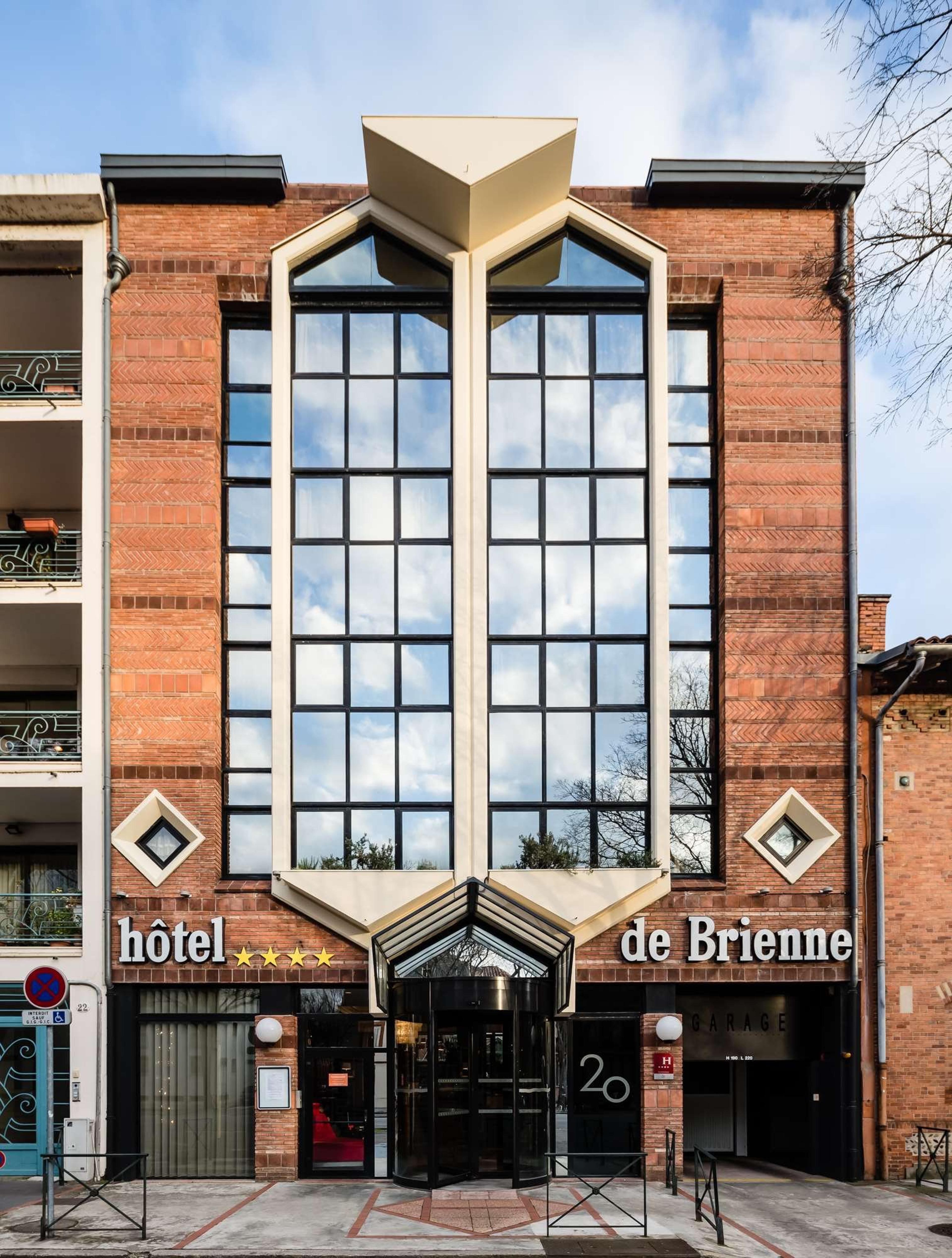 HOTEL DE BRIENNE
