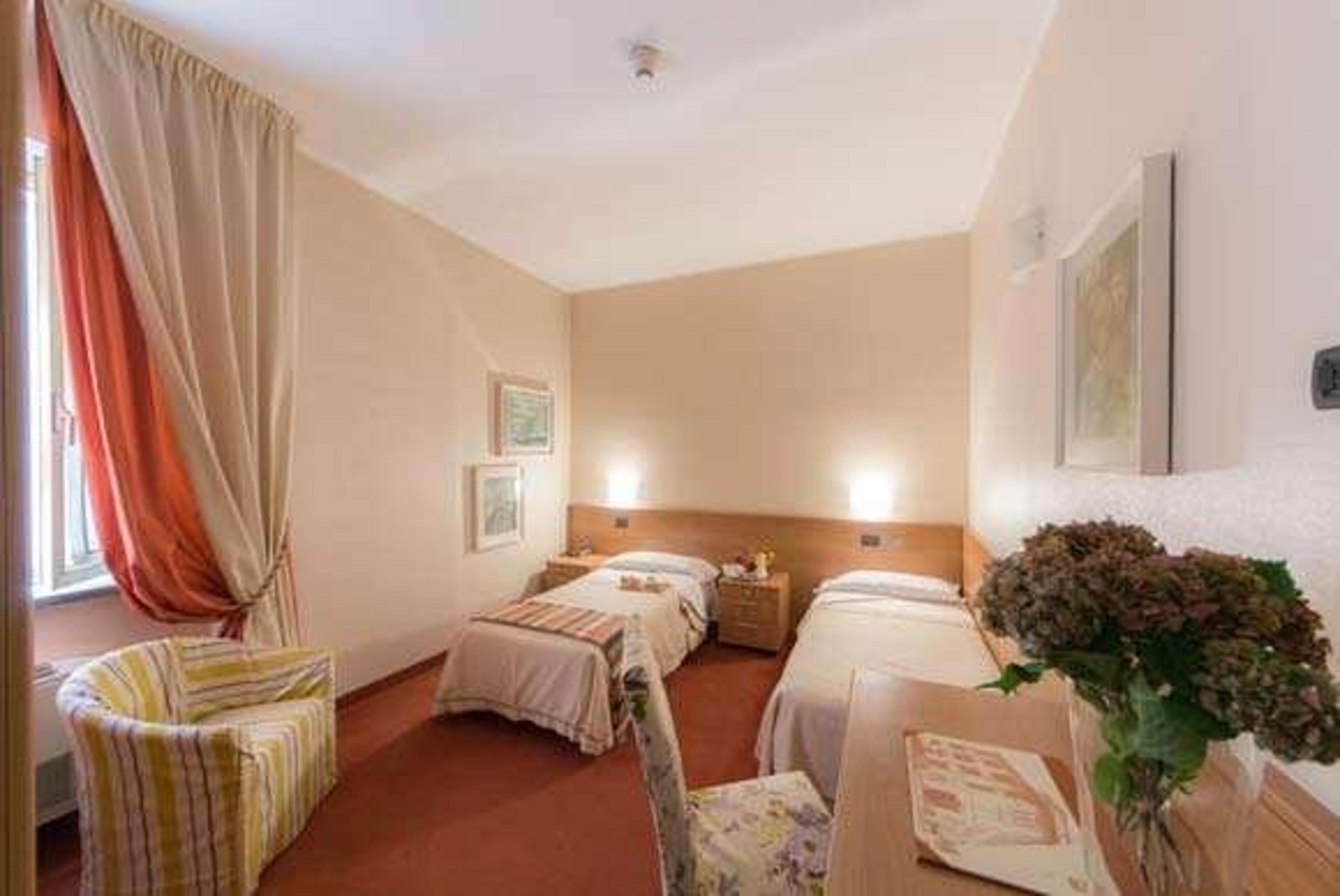 Hotel Lux Alessandria