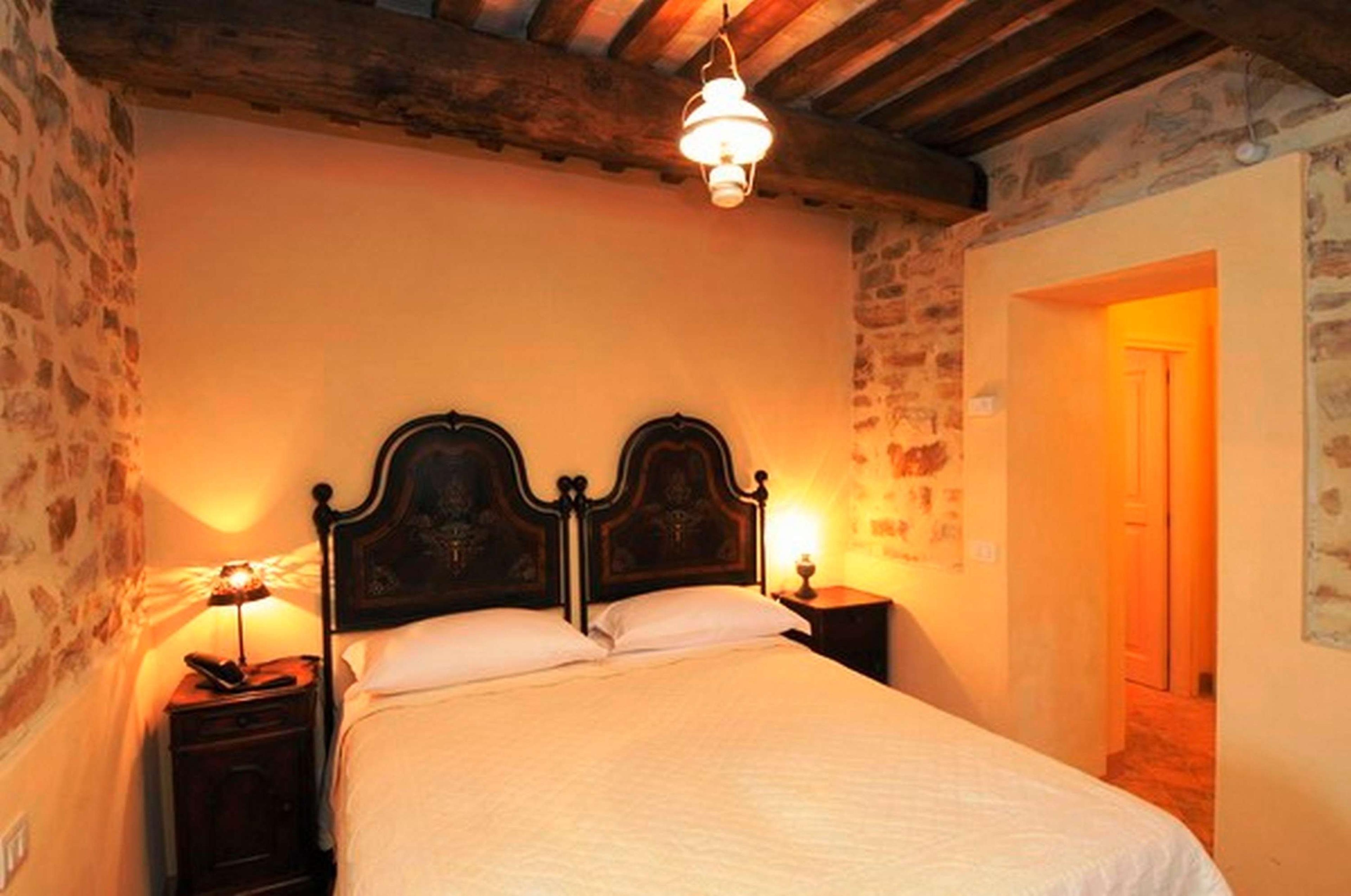 LA TAVOLA DEI CAVALIERI - ASSISI