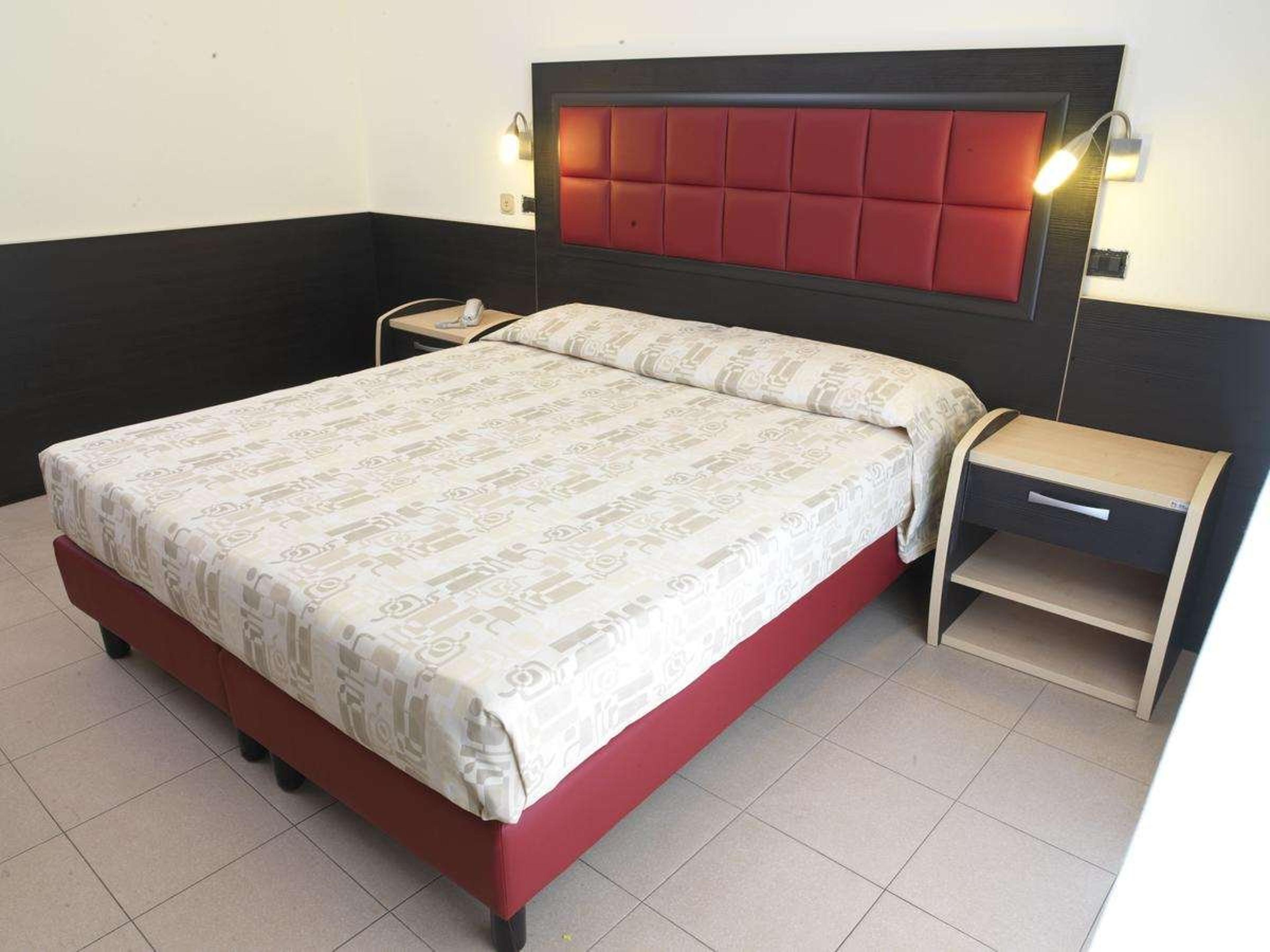 HOTEL ARNO