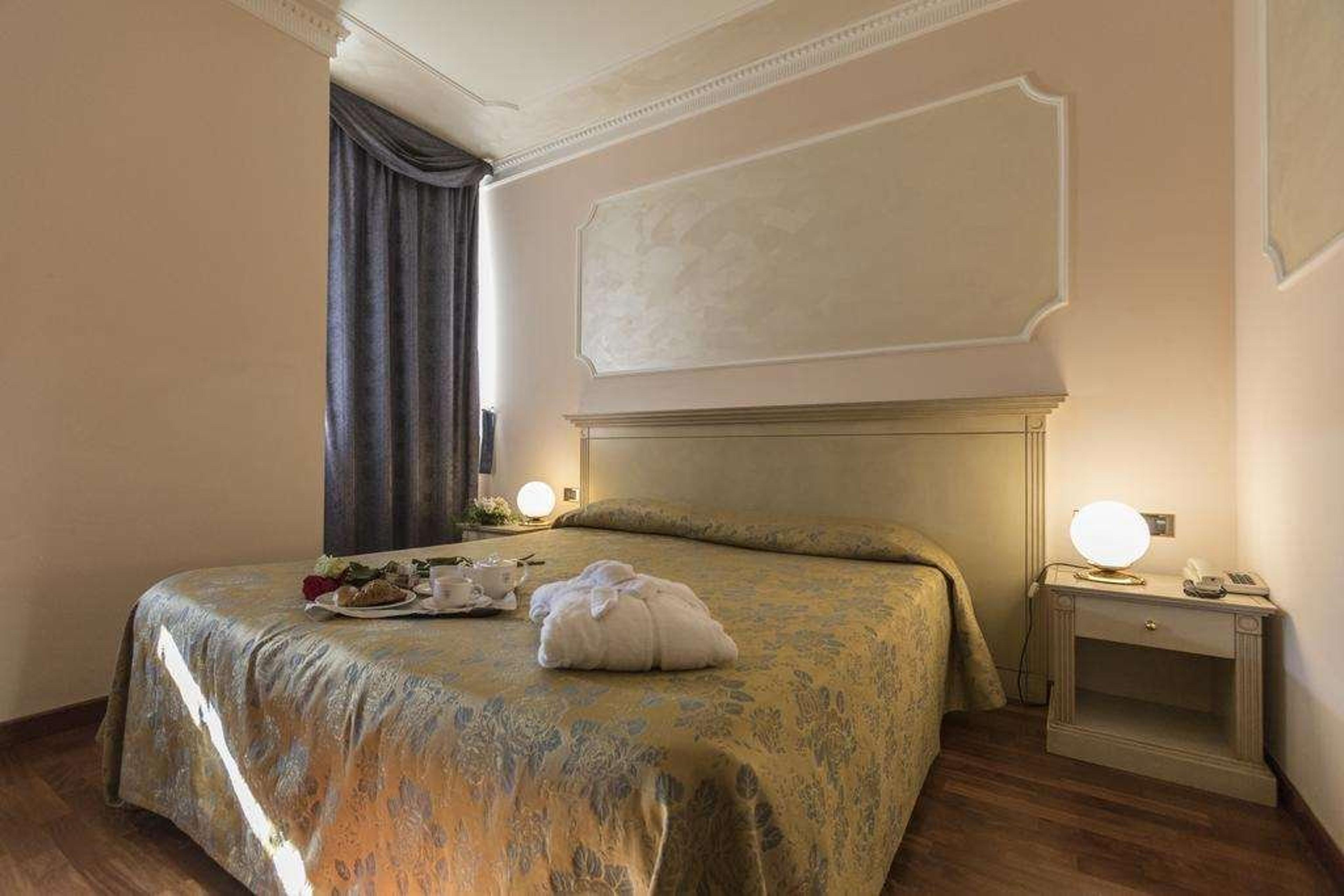 VILLA MEDICI