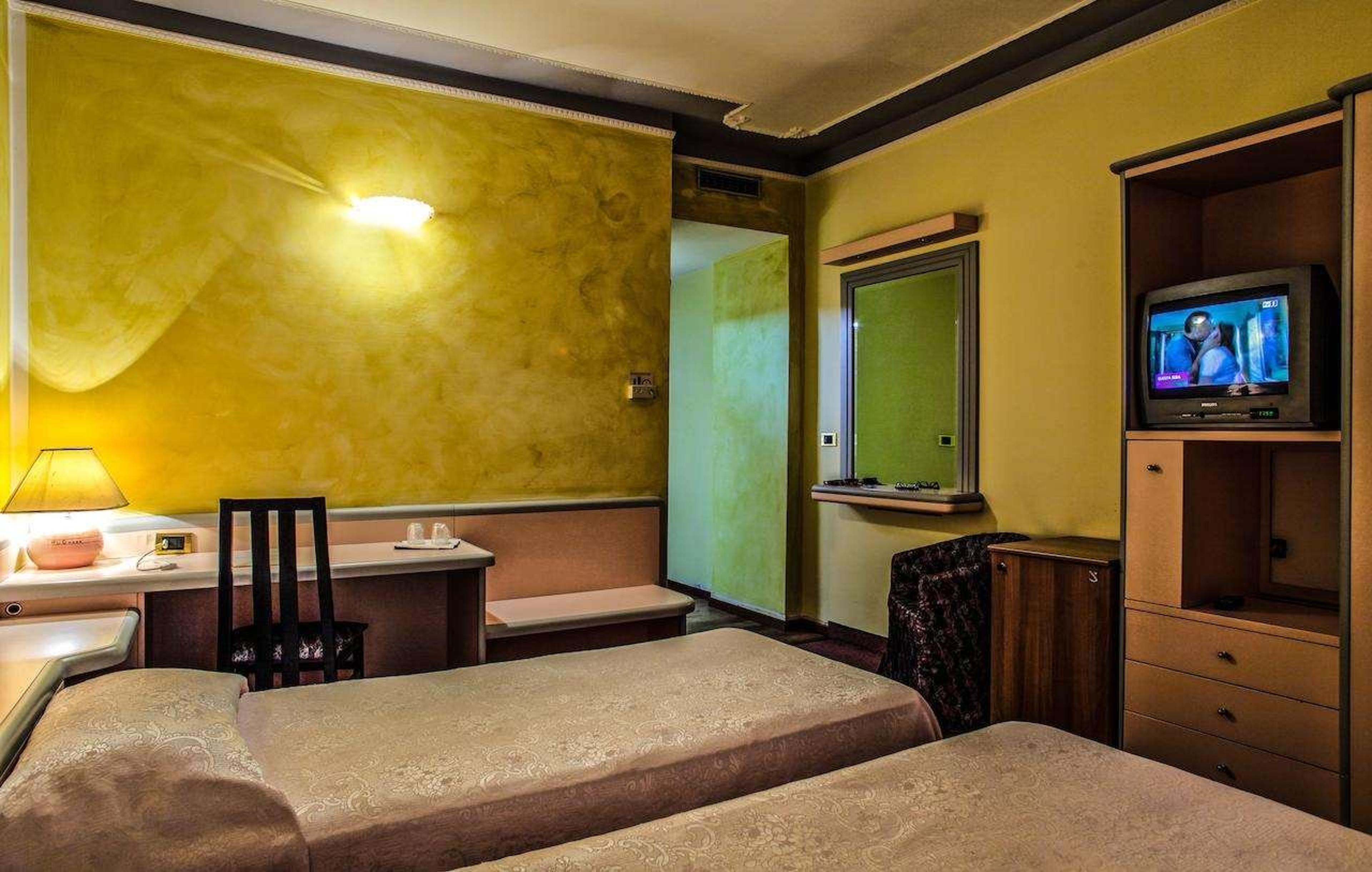 HOTEL GRAZIA DELEDDA