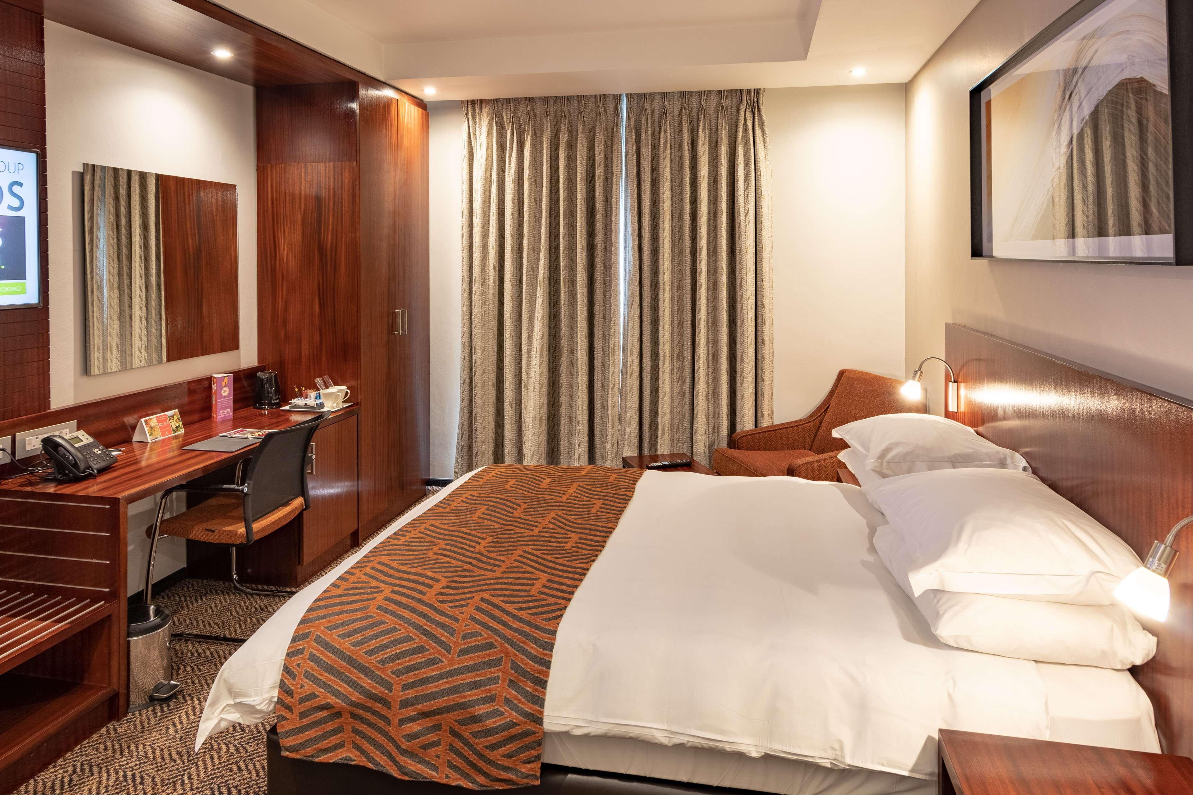 CITY LODGE AT ORTIA