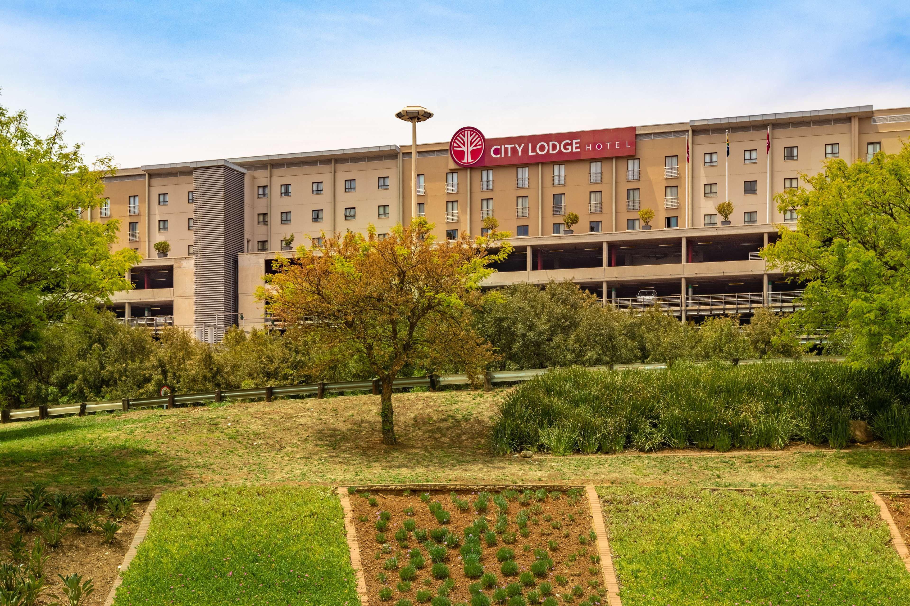 CITY LODGE AT ORTIA