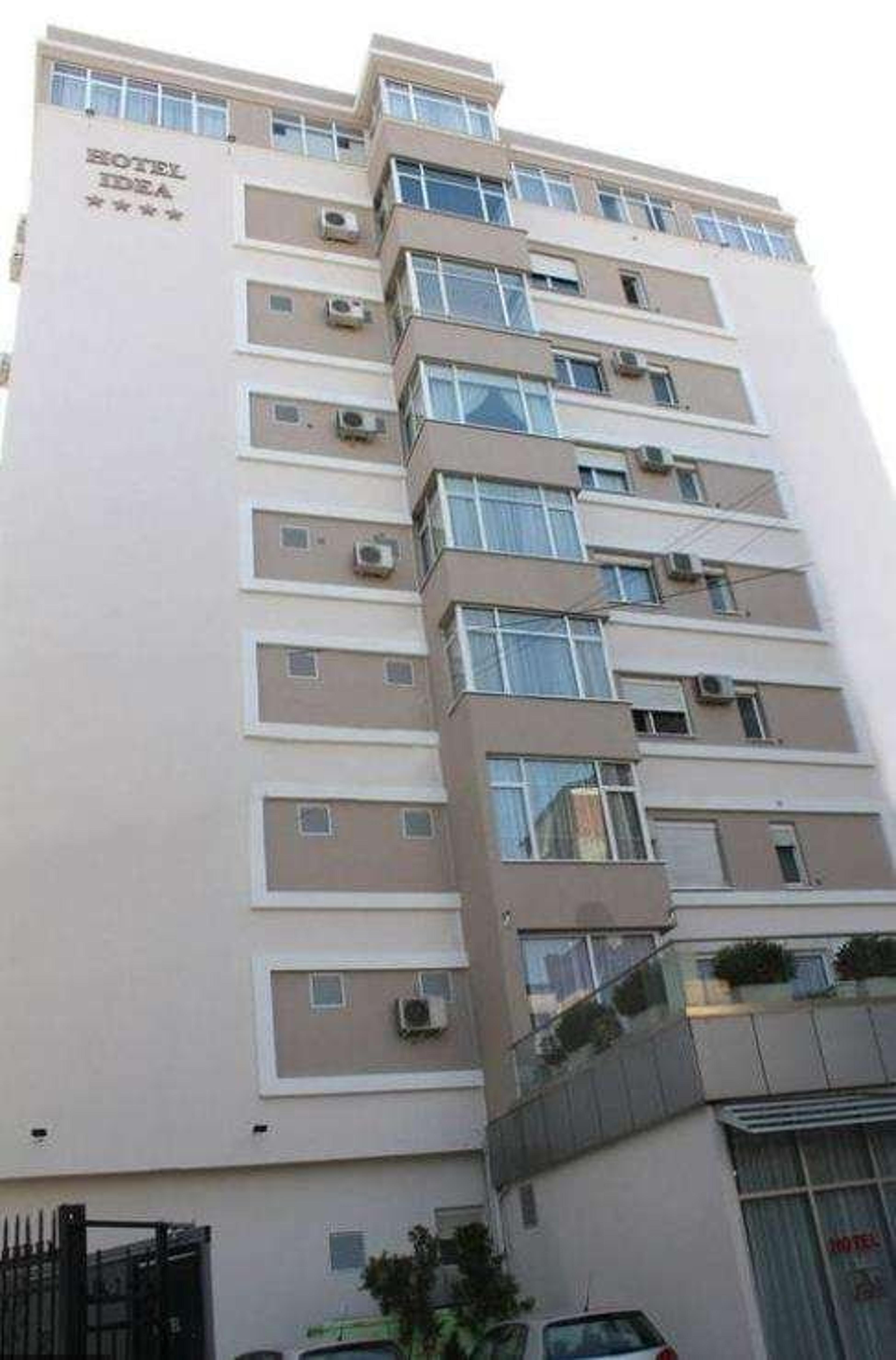 HOTEL IDEA TIRANA