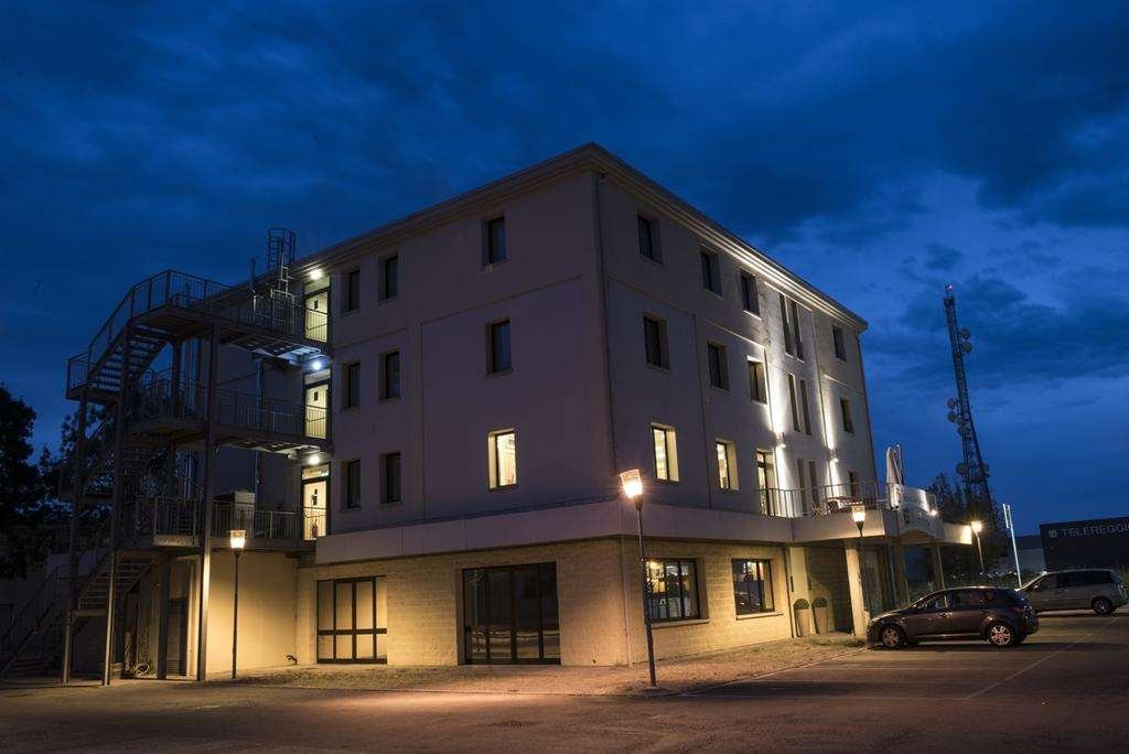 HOTEL CORTE BUSINESS - CAVRIAGO